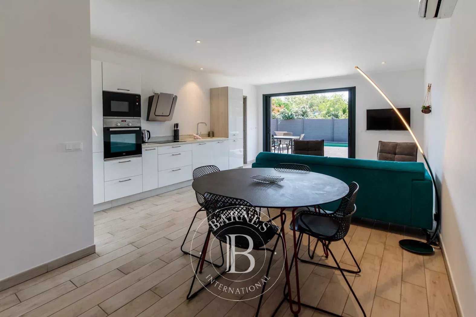 Lecci  - Villa 4 Pi&egrave;ces 3 Chambres