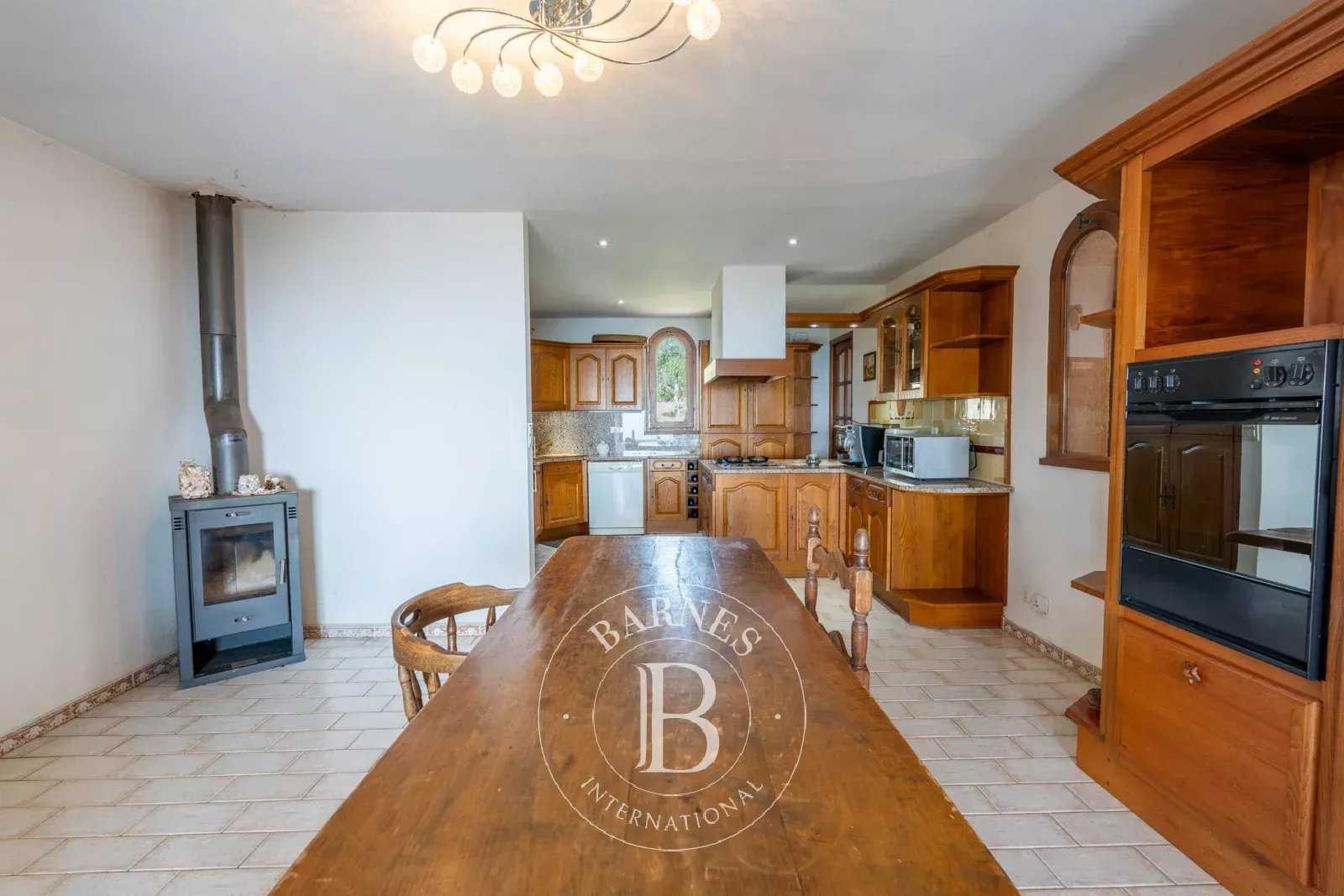 Bonifacio  - Maison 6 Pi&egrave;ces 4 Chambres