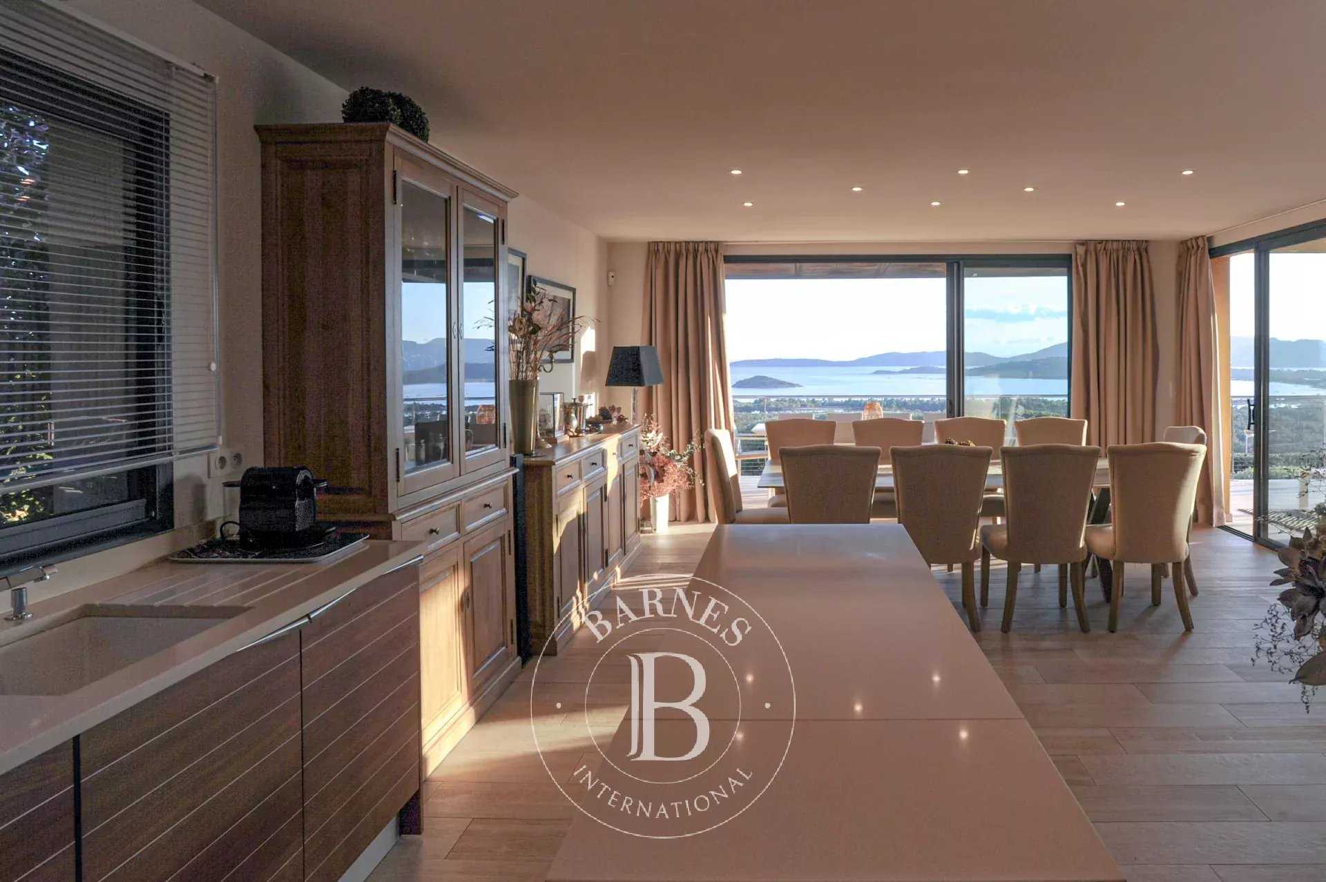 Sainte-Lucie-de-Porto-Vecchio  - Villa 