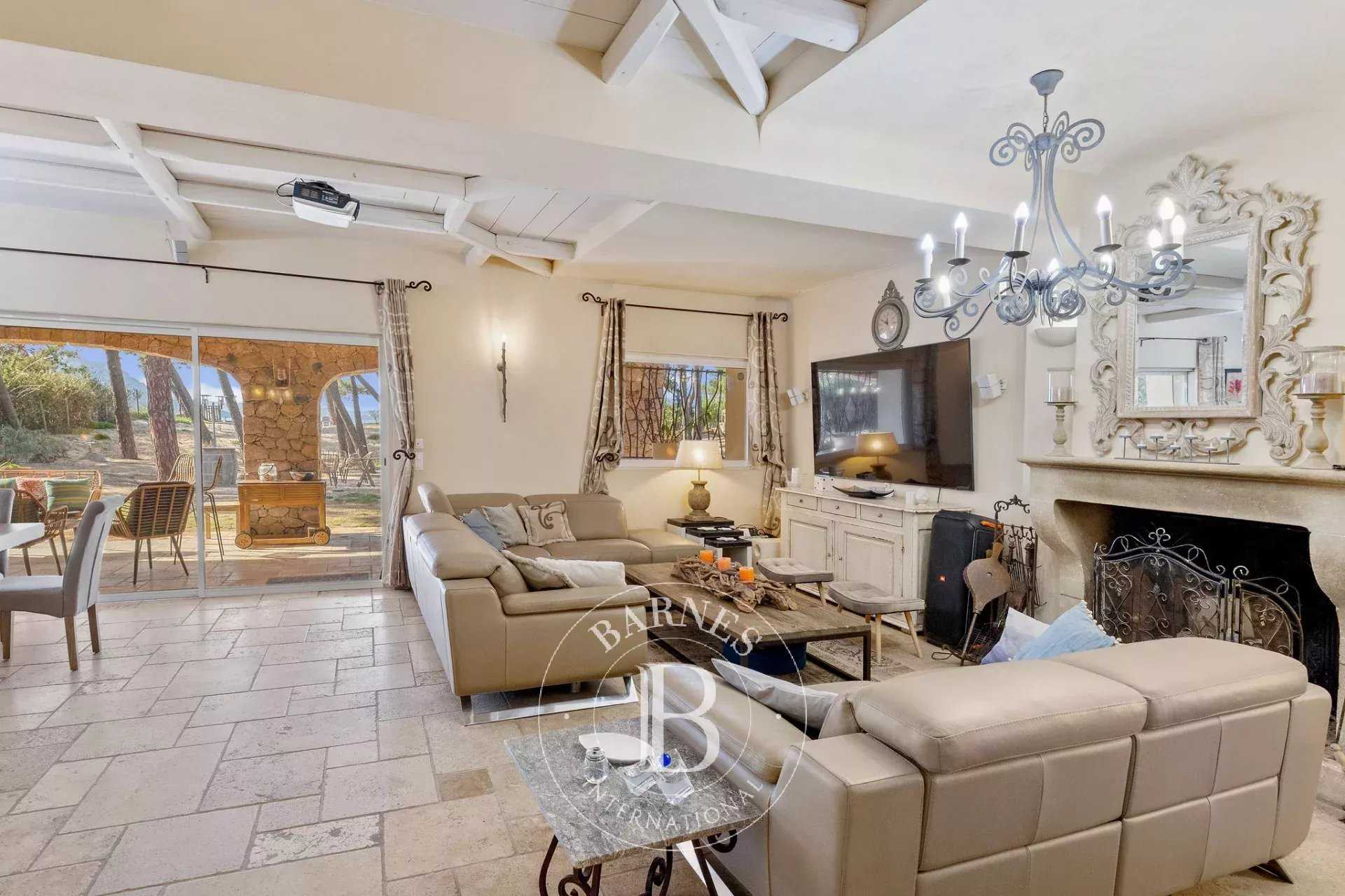 Lecci  - Villa 9 Bedrooms