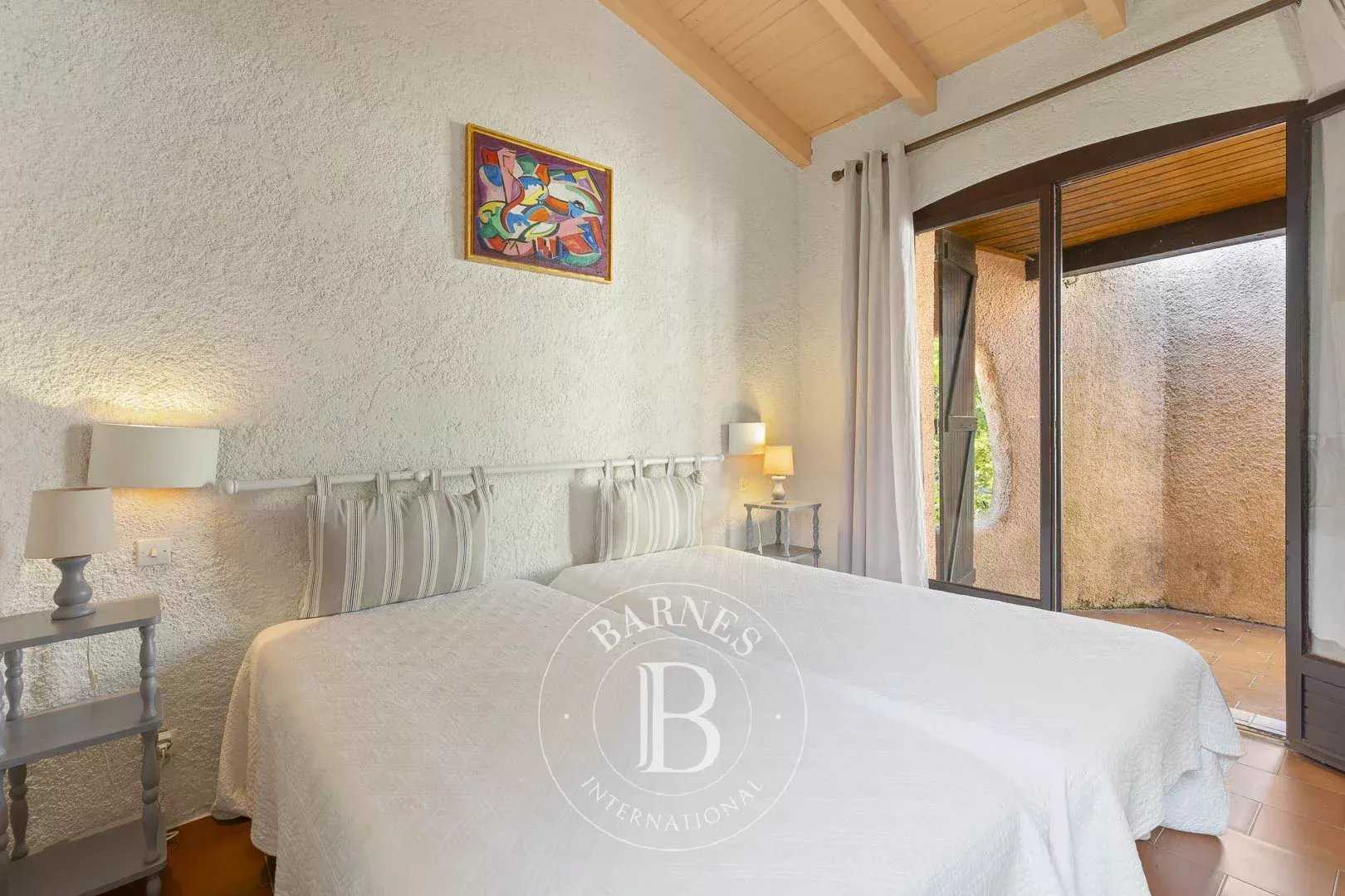 Lecci  - Villa 4 Bedrooms