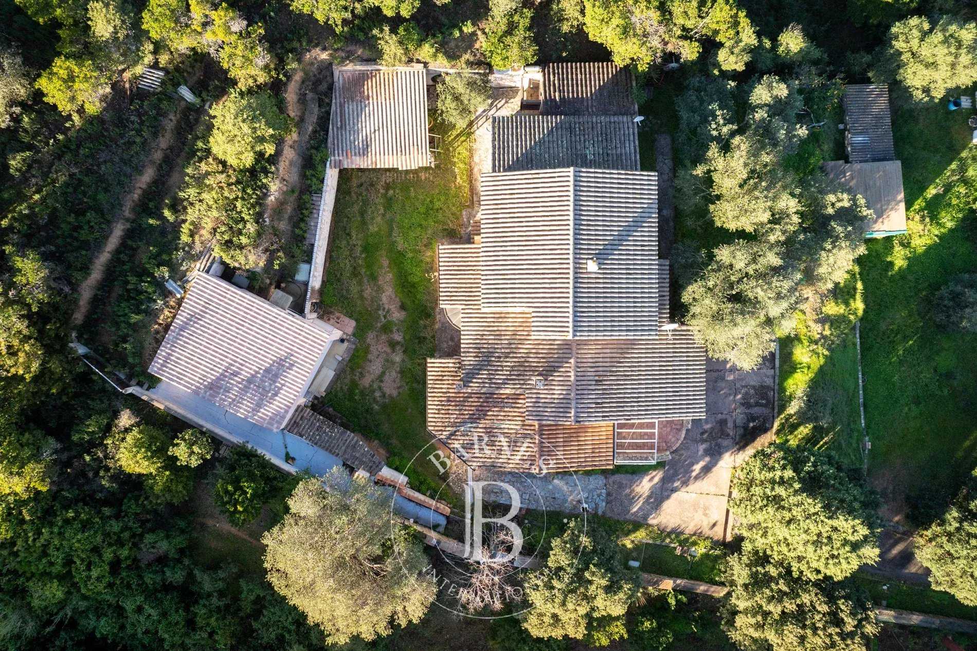 Porto-Vecchio  - Property 4 Bedrooms