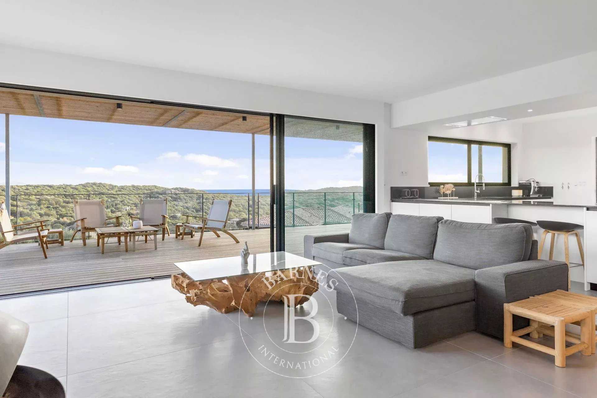 Pianottoli-Caldarello  - Villa  6 Chambres