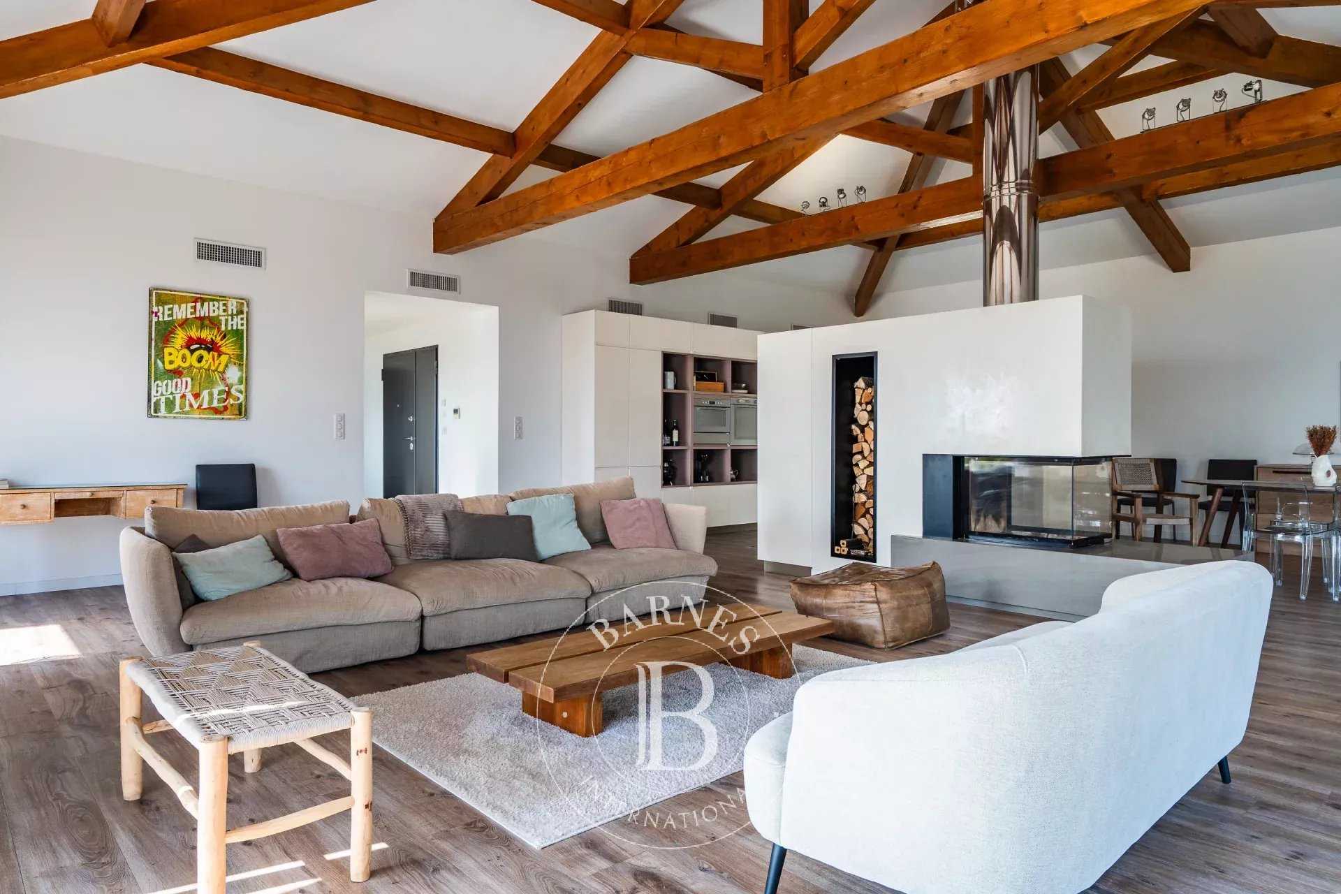 Bastia  - Appartement 5 Pièces 4 Chambres