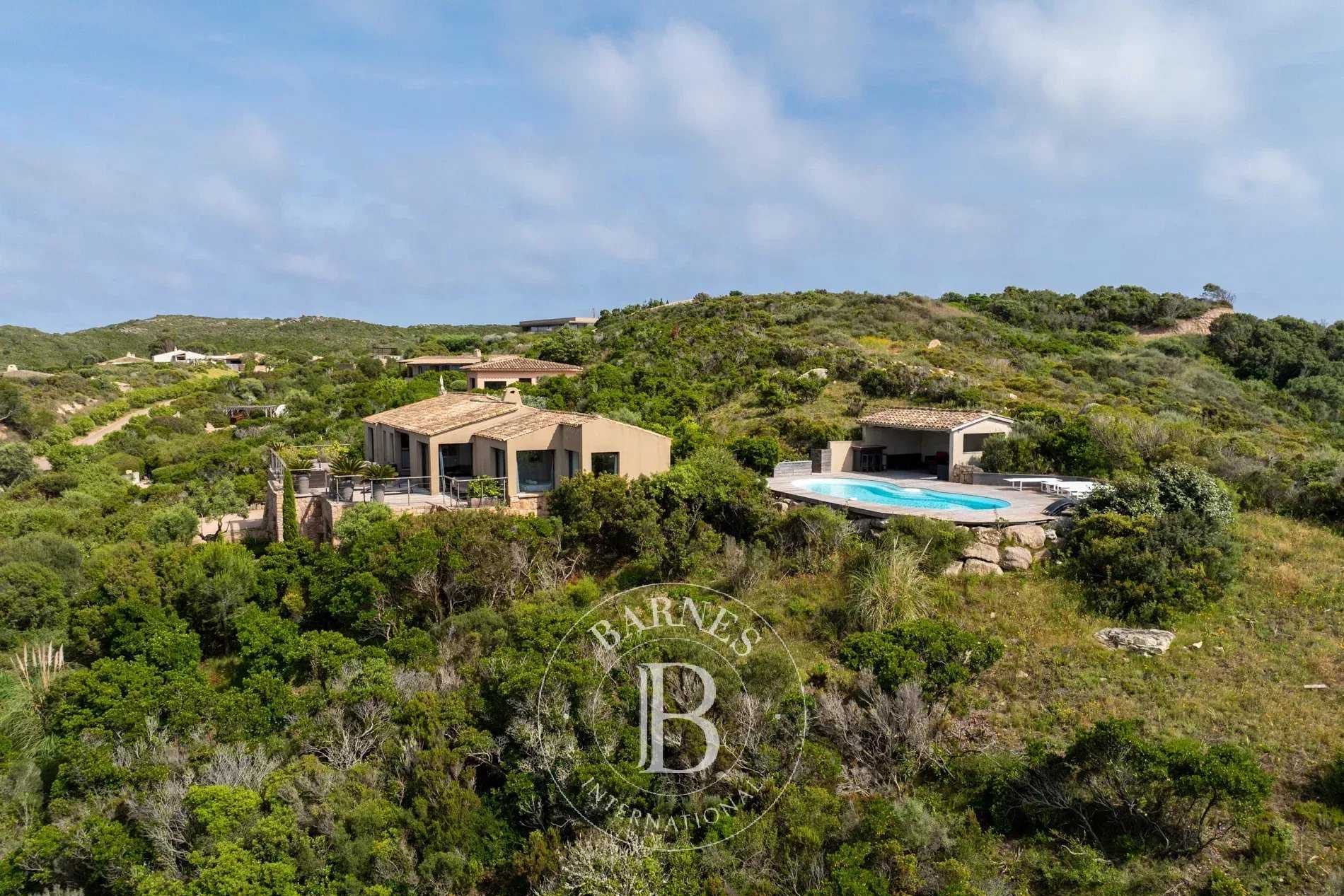 Bonifacio  - Property 