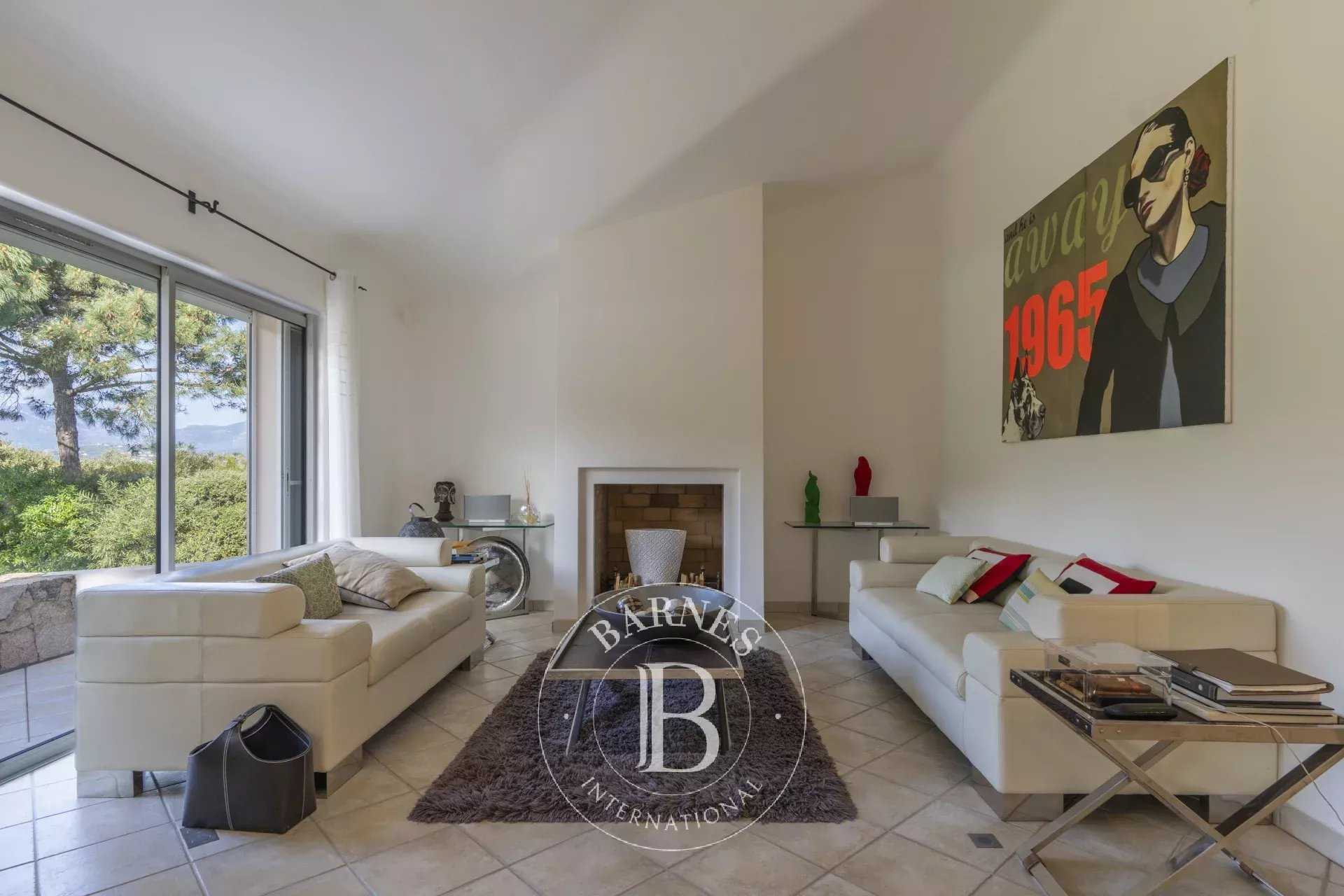 Lecci  - Villa 4 Bedrooms