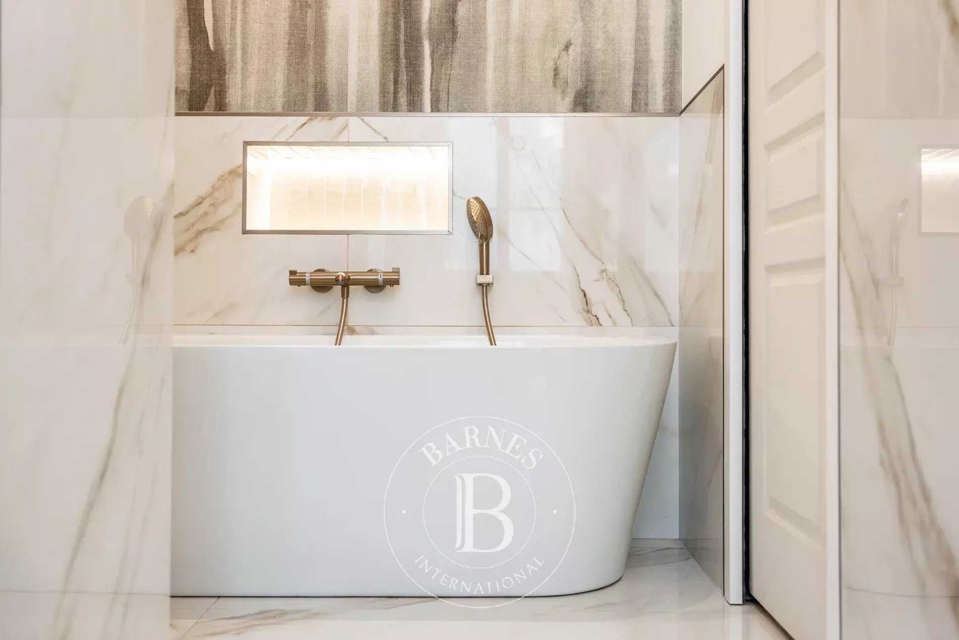 Ajaccio  - Appartement 5 Pi&egrave;ces 3 Chambres