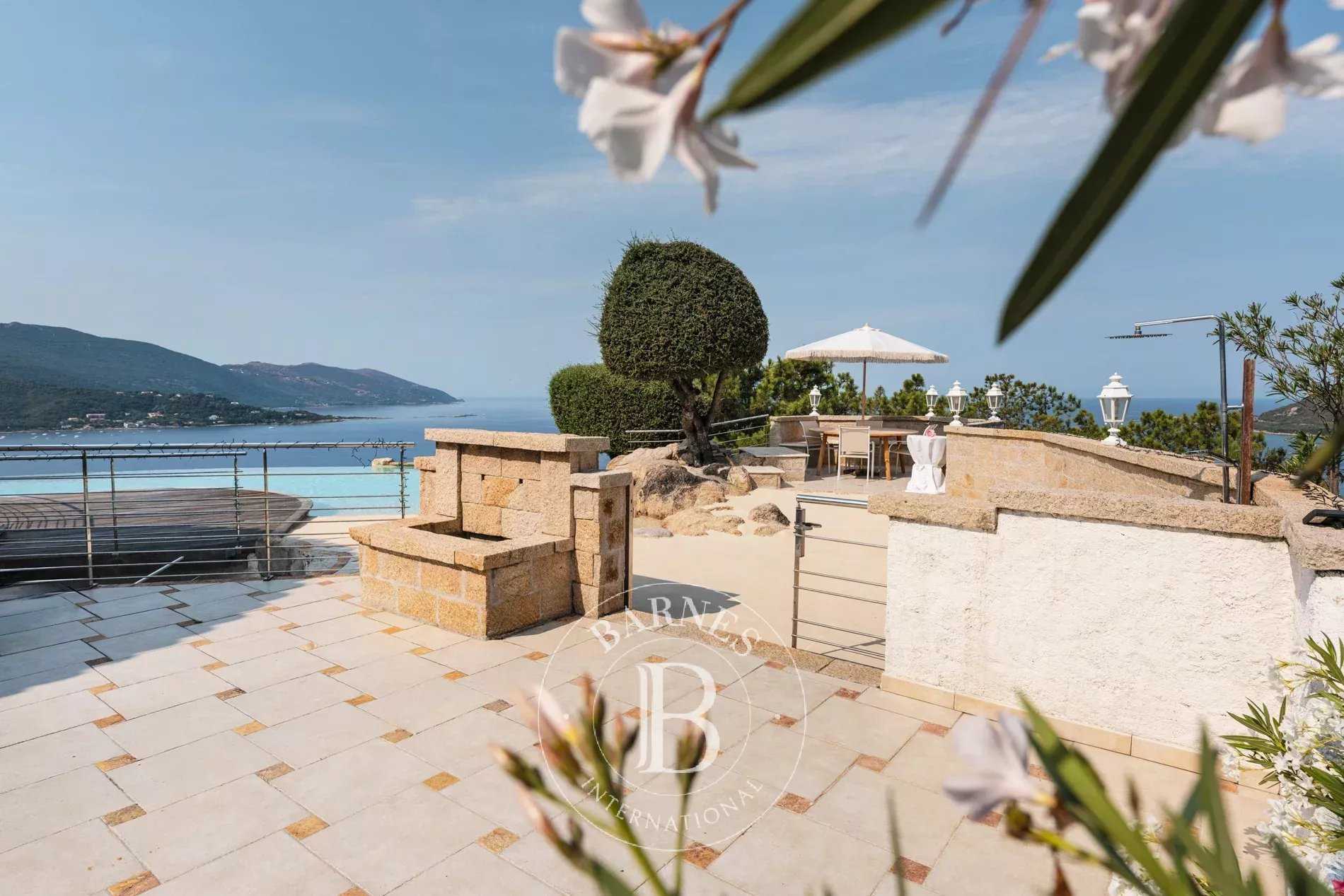 Ajaccio  - Villa 8 Pièces 3 Chambres