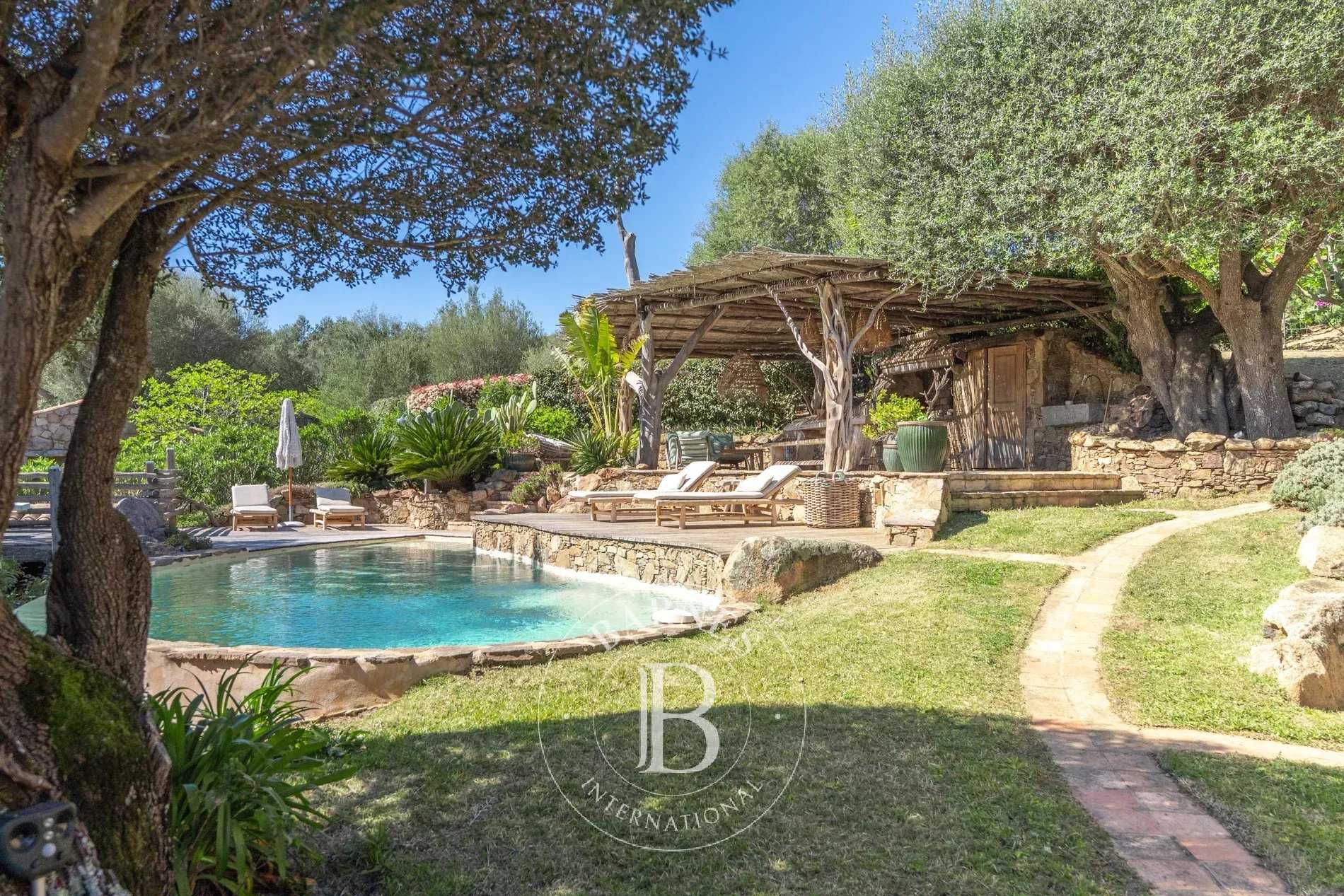 Propriété Porto-Vecchio  -  ref 86837596 (picture 2)