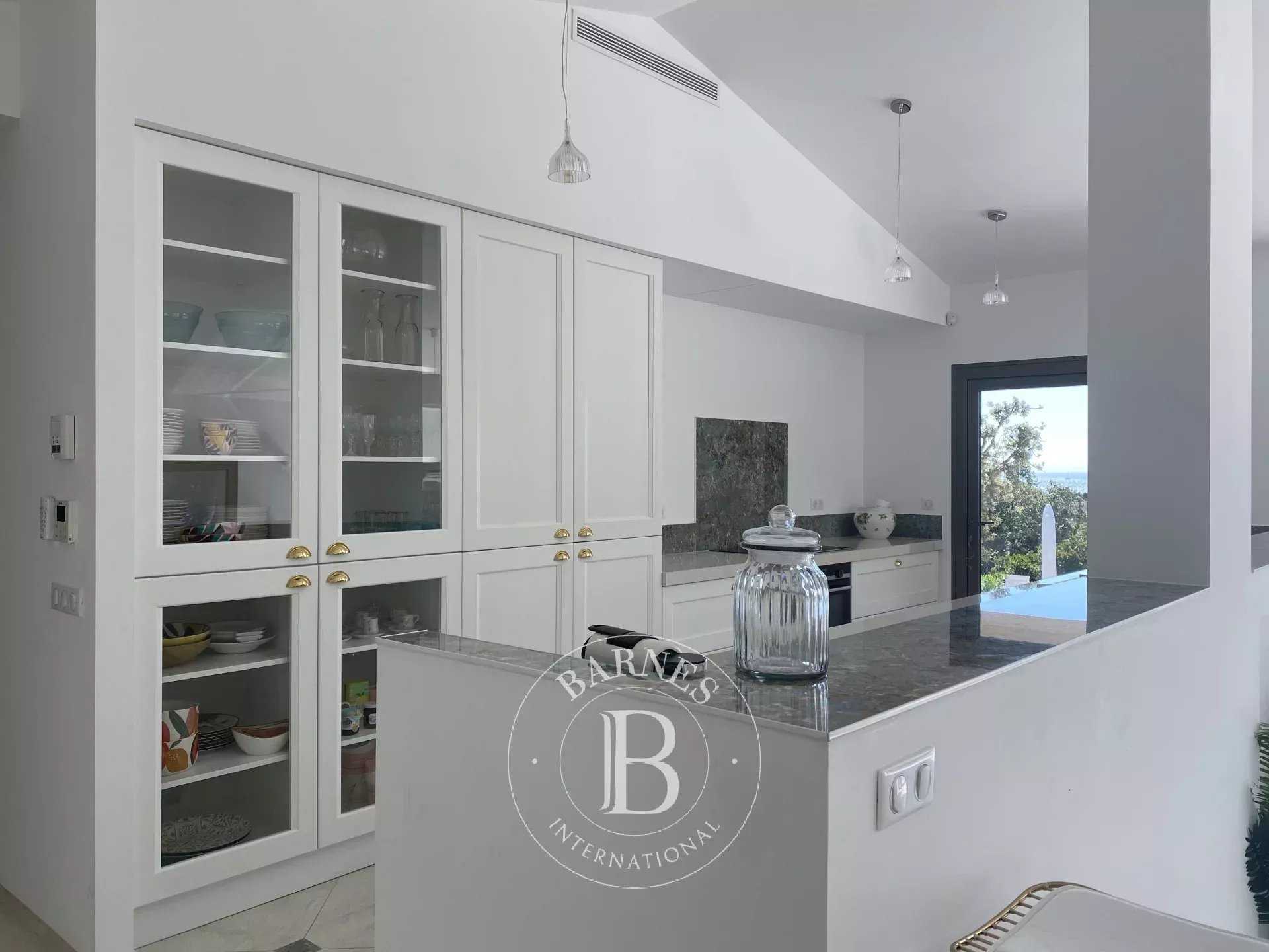 Villa Porto-Vecchio  -  ref 5709913 (picture 3)