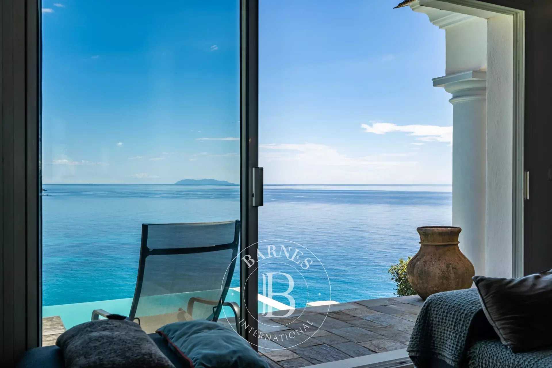 Villa Erbalunga  -  ref 84380644 (picture 1)