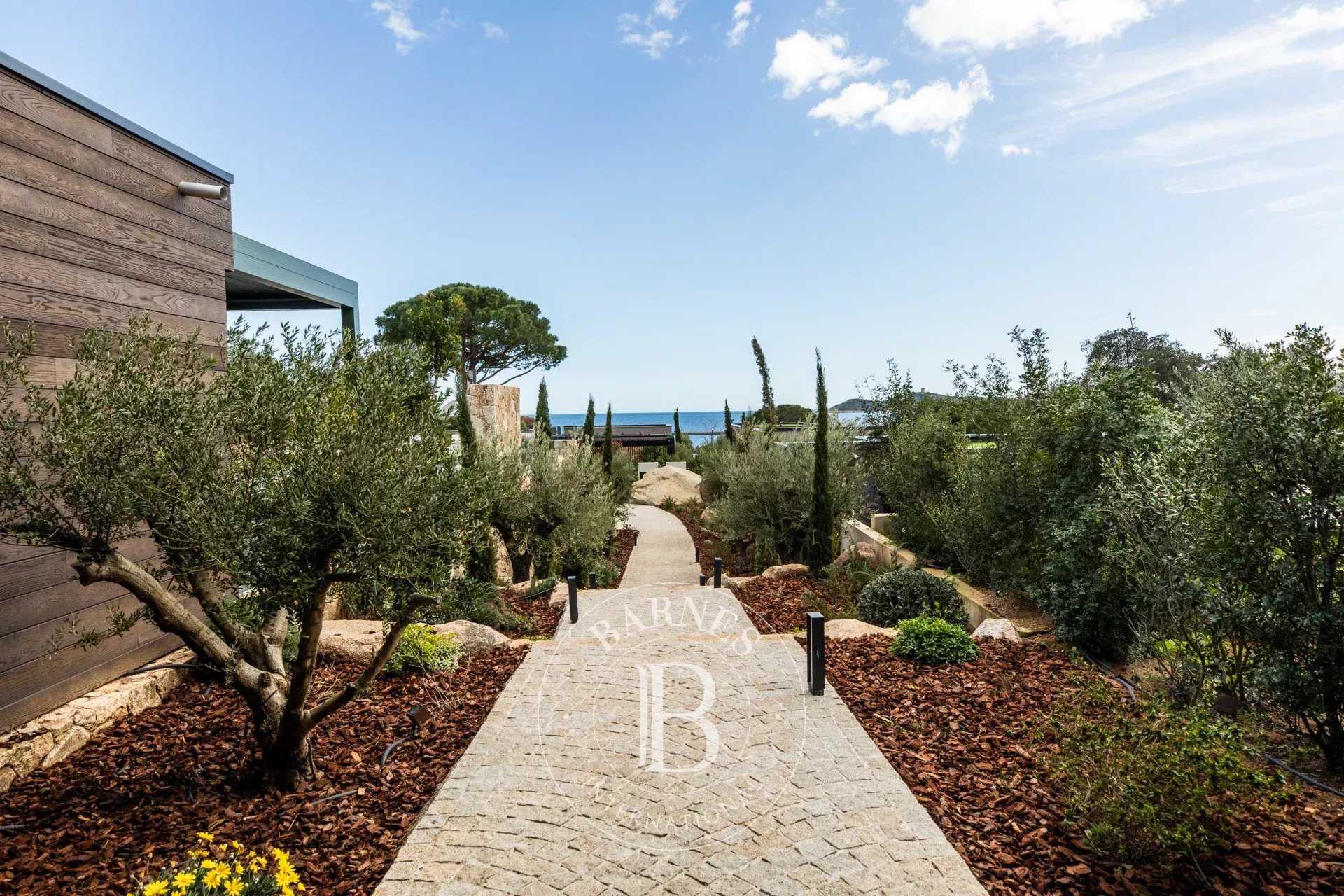 Villa Sainte-Lucie-de-Porto-Vecchio - Ref 84319666
