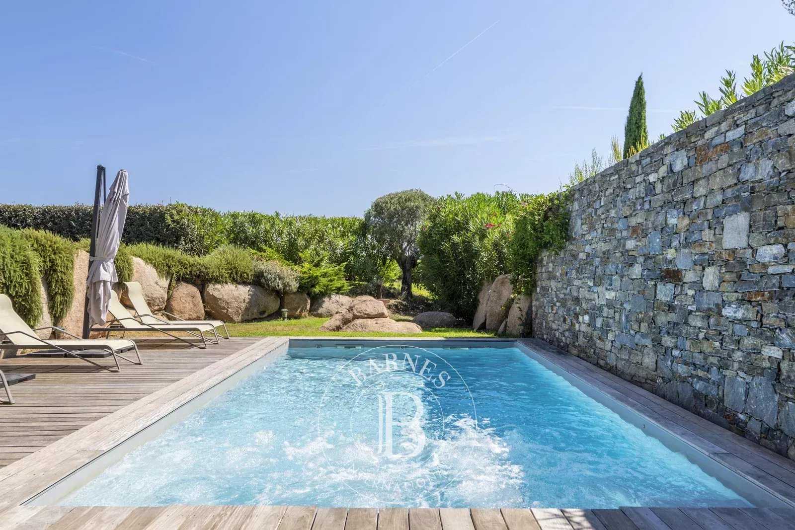 Villa Porto-Vecchio  -  ref 85147994 (picture 3)