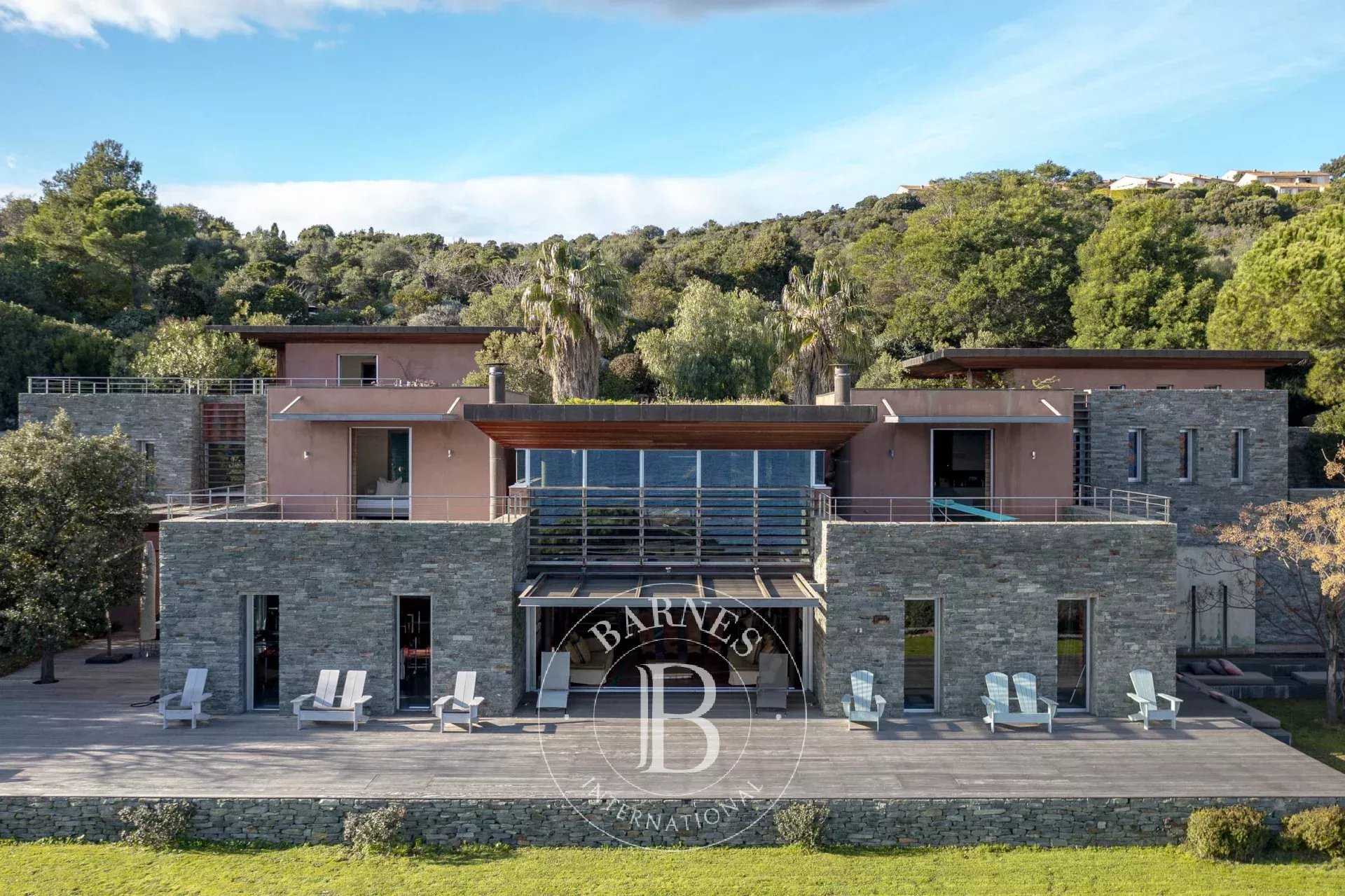 Villa Porto-Vecchio  -  ref 84088493 (picture 3)