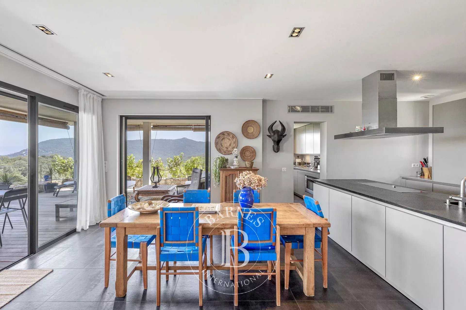 Villa Sainte-Lucie-de-Porto-Vecchio  -  ref 84544774 (picture 3)