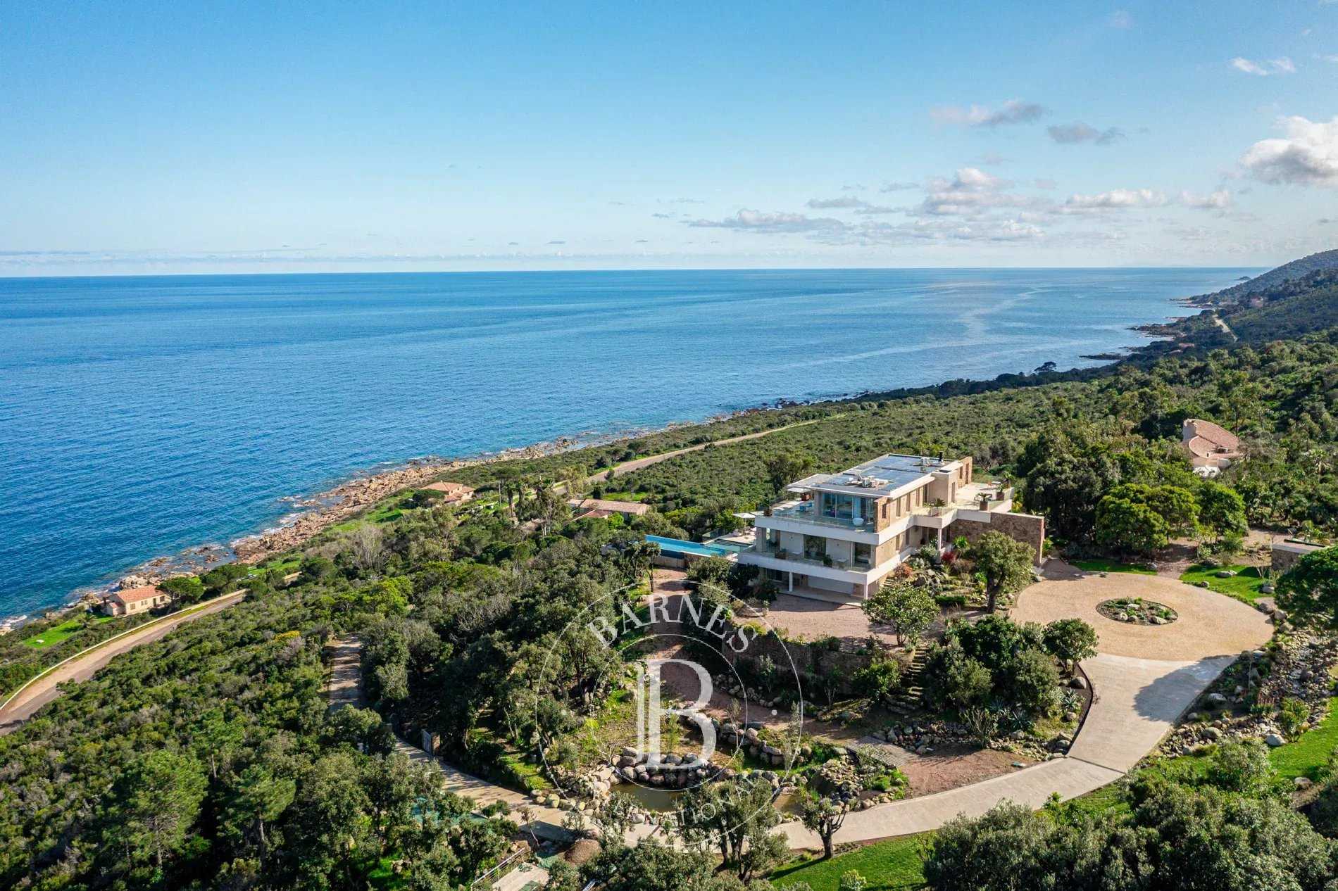 Villa Sari-Solenzara - Ref 86854505