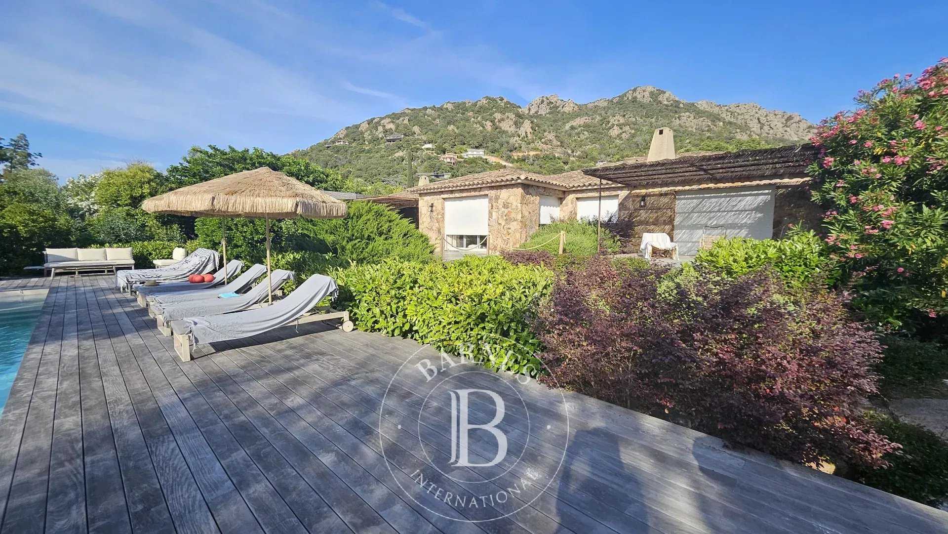Villa Porto-Vecchio  -  ref 85382012 (picture 1)