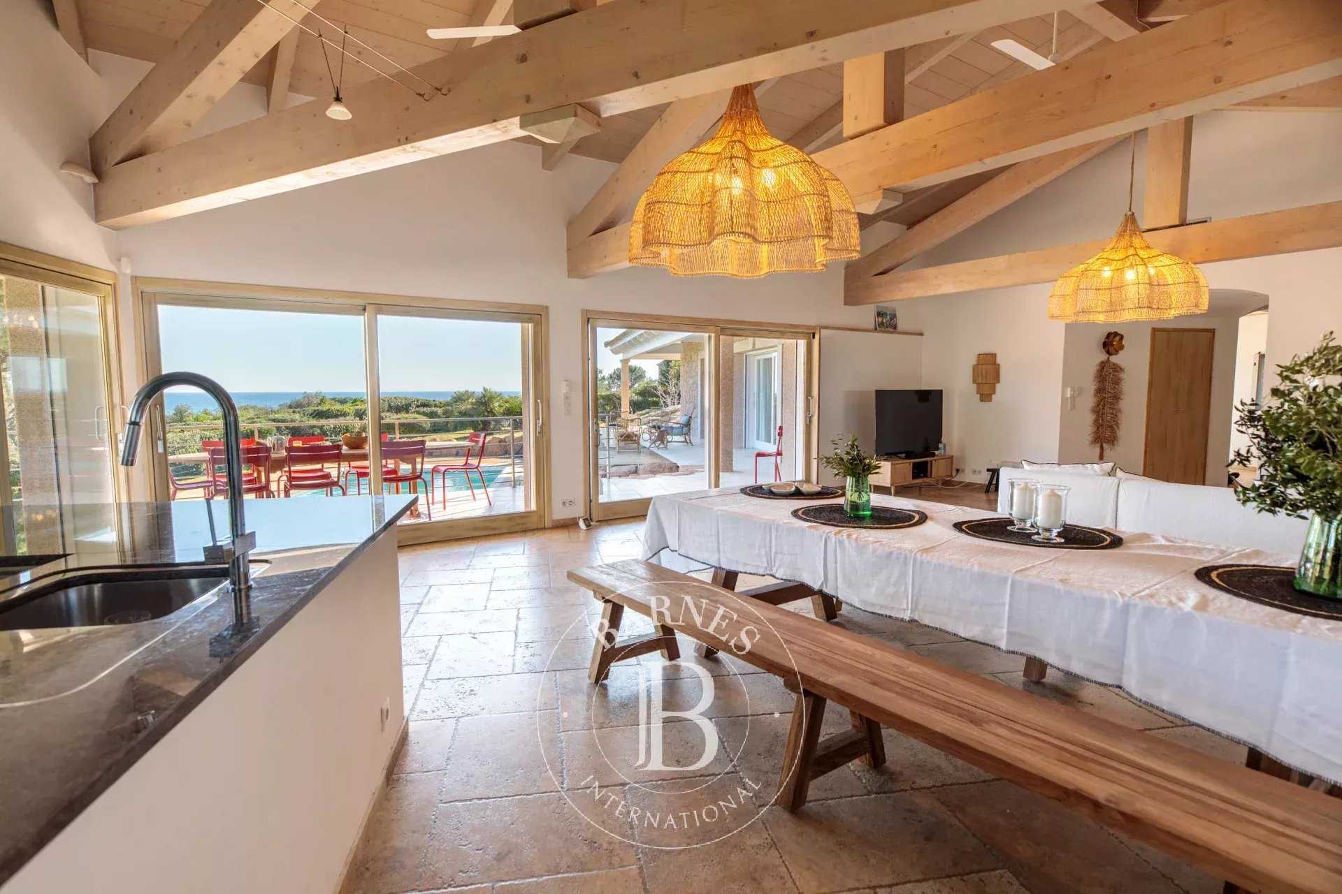 Villa Porto-Vecchio  -  ref 8215439 (picture 3)