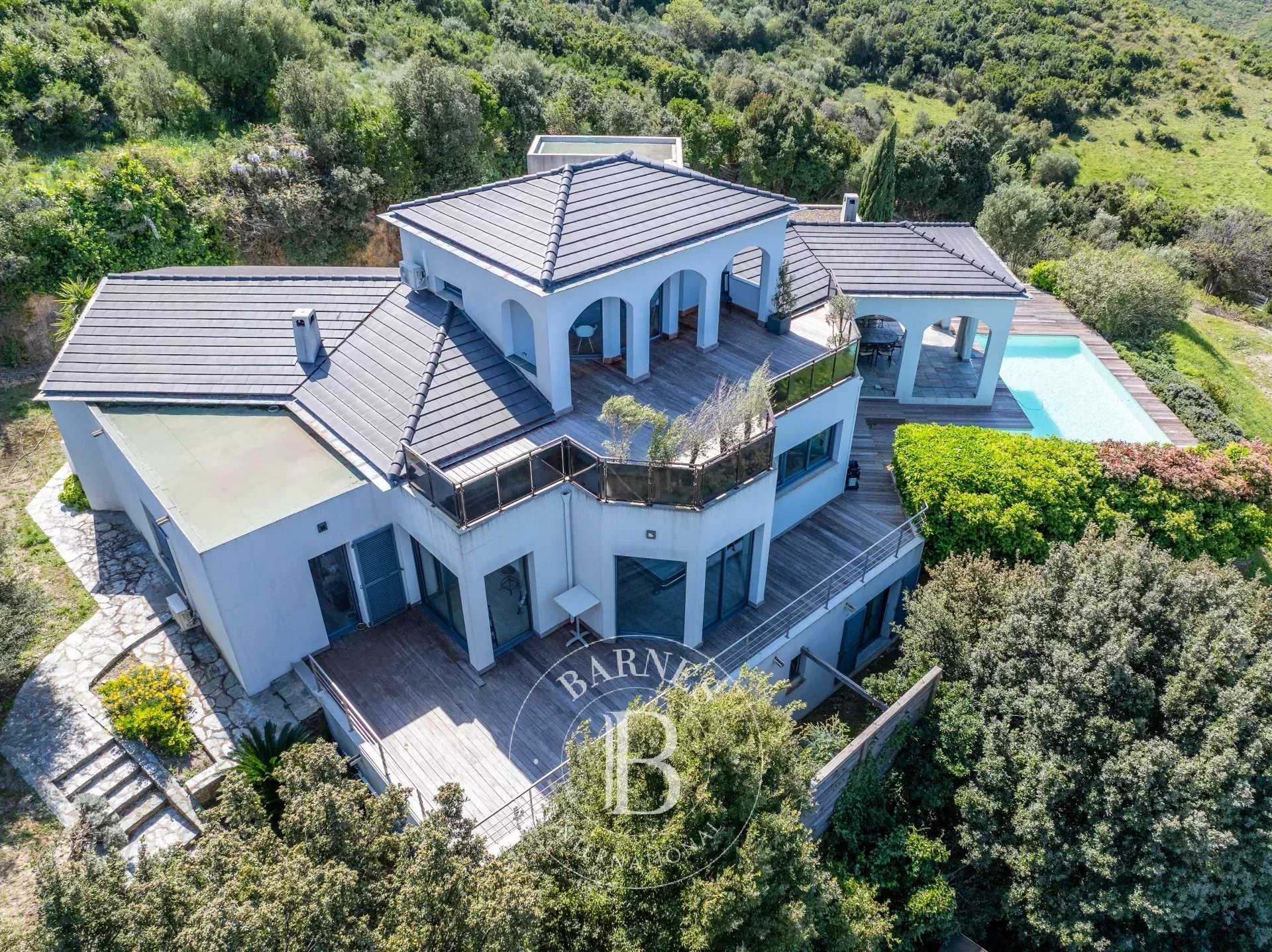 Villa Saint-Florent  -  ref 85679349 (picture 1)