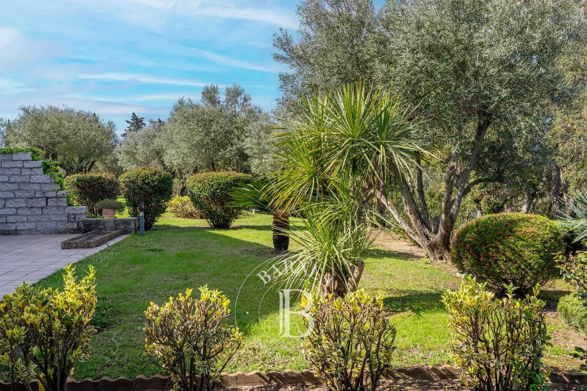 Villa Sainte-Lucie-de-Porto-Vecchio  -  ref 86491157 (picture 2)