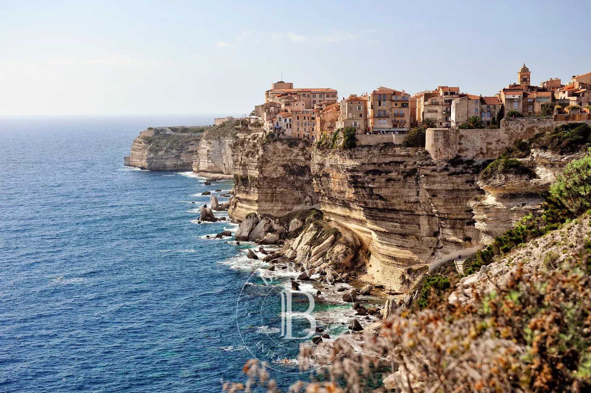 BONIFACIO - Bergeries du Maquis - Villas Bonifacio  -  ref 85832647 (picture 1)