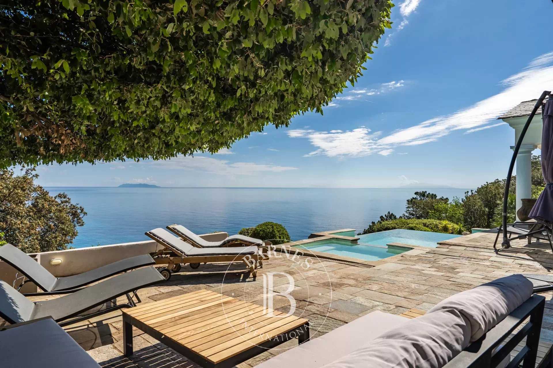 Villa Erbalunga  -  ref 84380644 (picture 2)