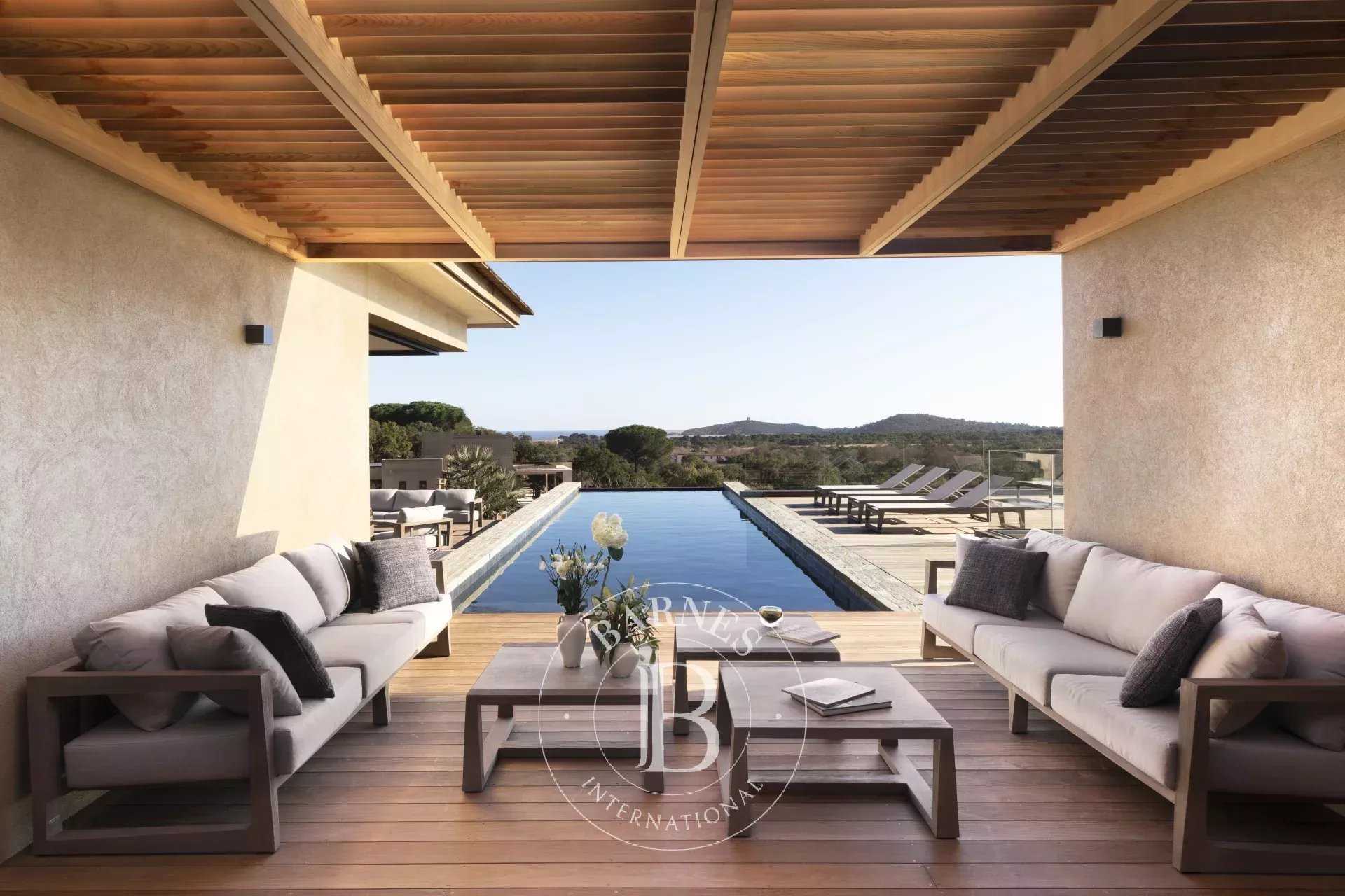 Villa Sainte-Lucie-de-Porto-Vecchio  -  ref 85658132 (picture 2)