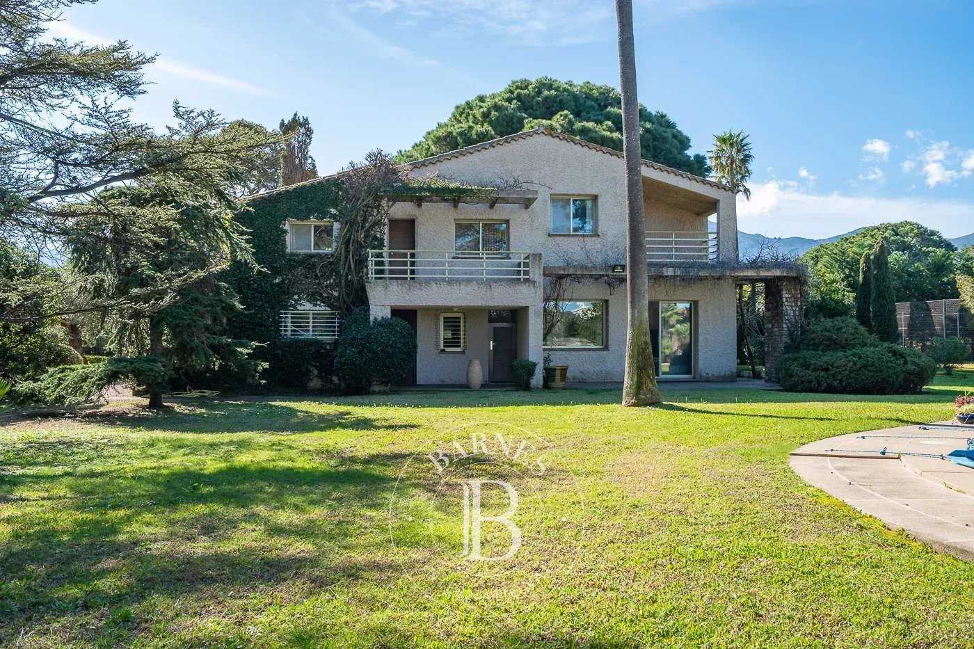 Villa Bastia  -  ref 85630625 (picture 1)