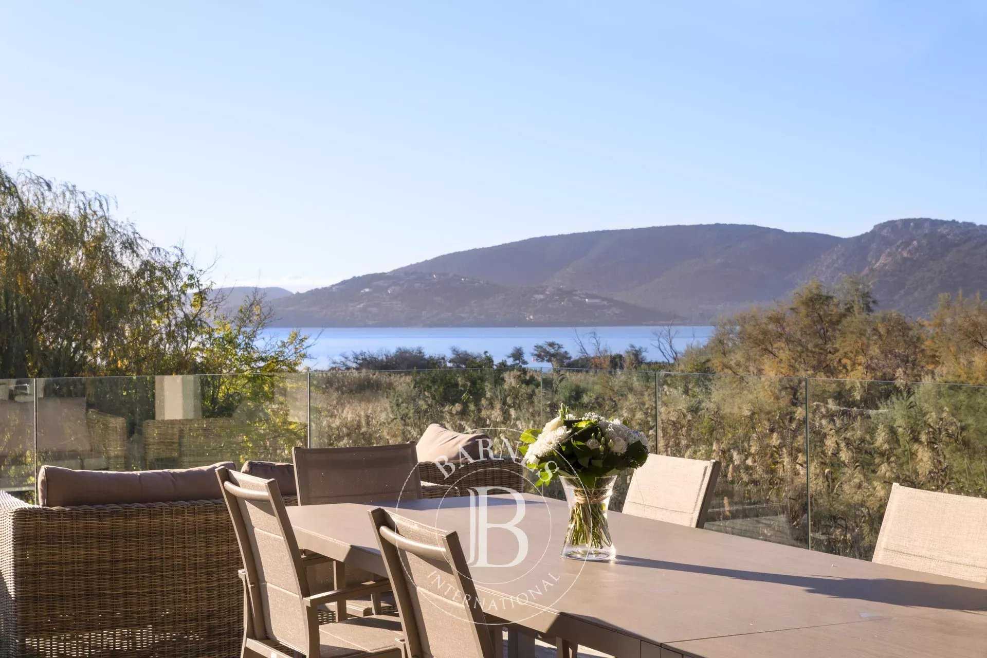 Villa Porto-Vecchio - Ref 3573048