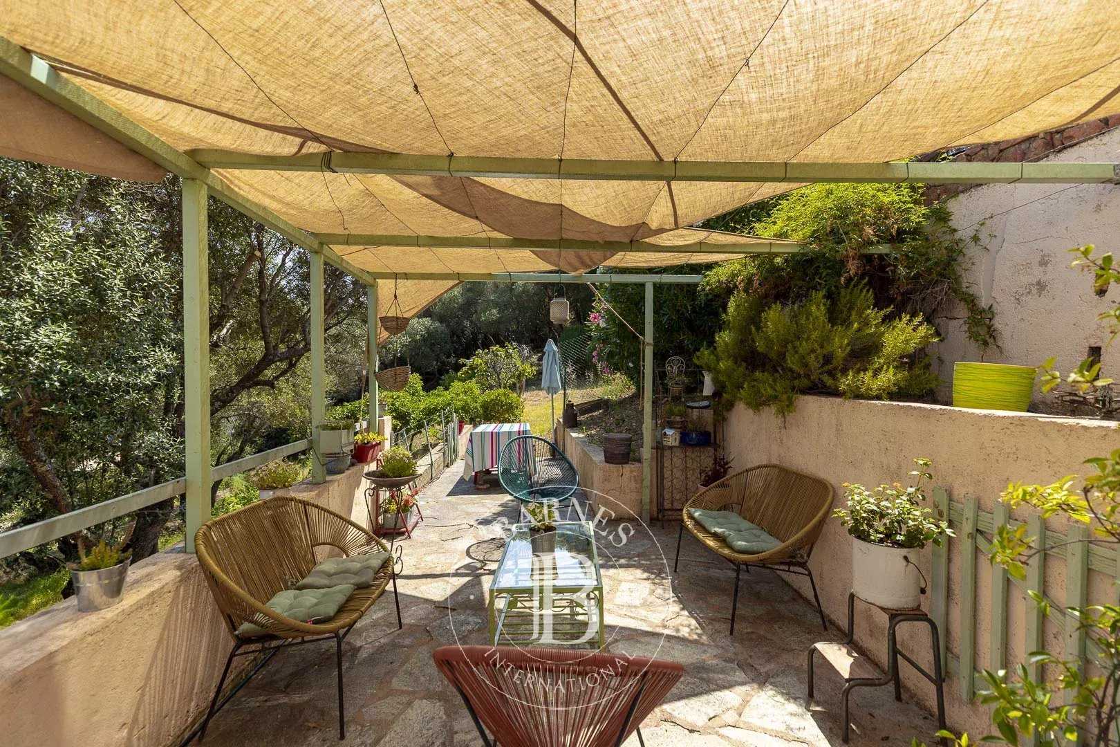 Villa Porto-Vecchio  -  ref 86001677 (picture 3)