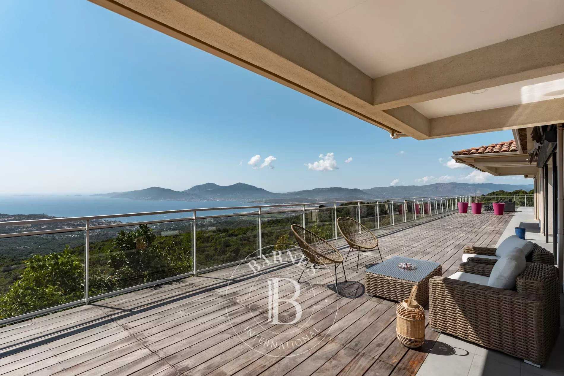 Villa Porticcio  -  ref 86144691 (picture 1)