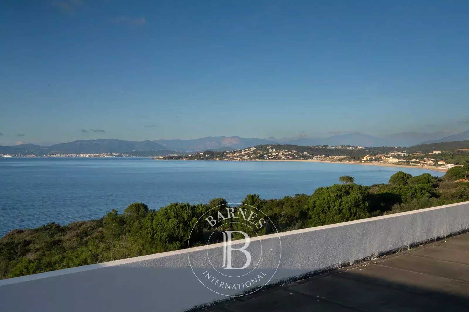 Appartement Pietrosella  -  ref 85065302 (picture 1)