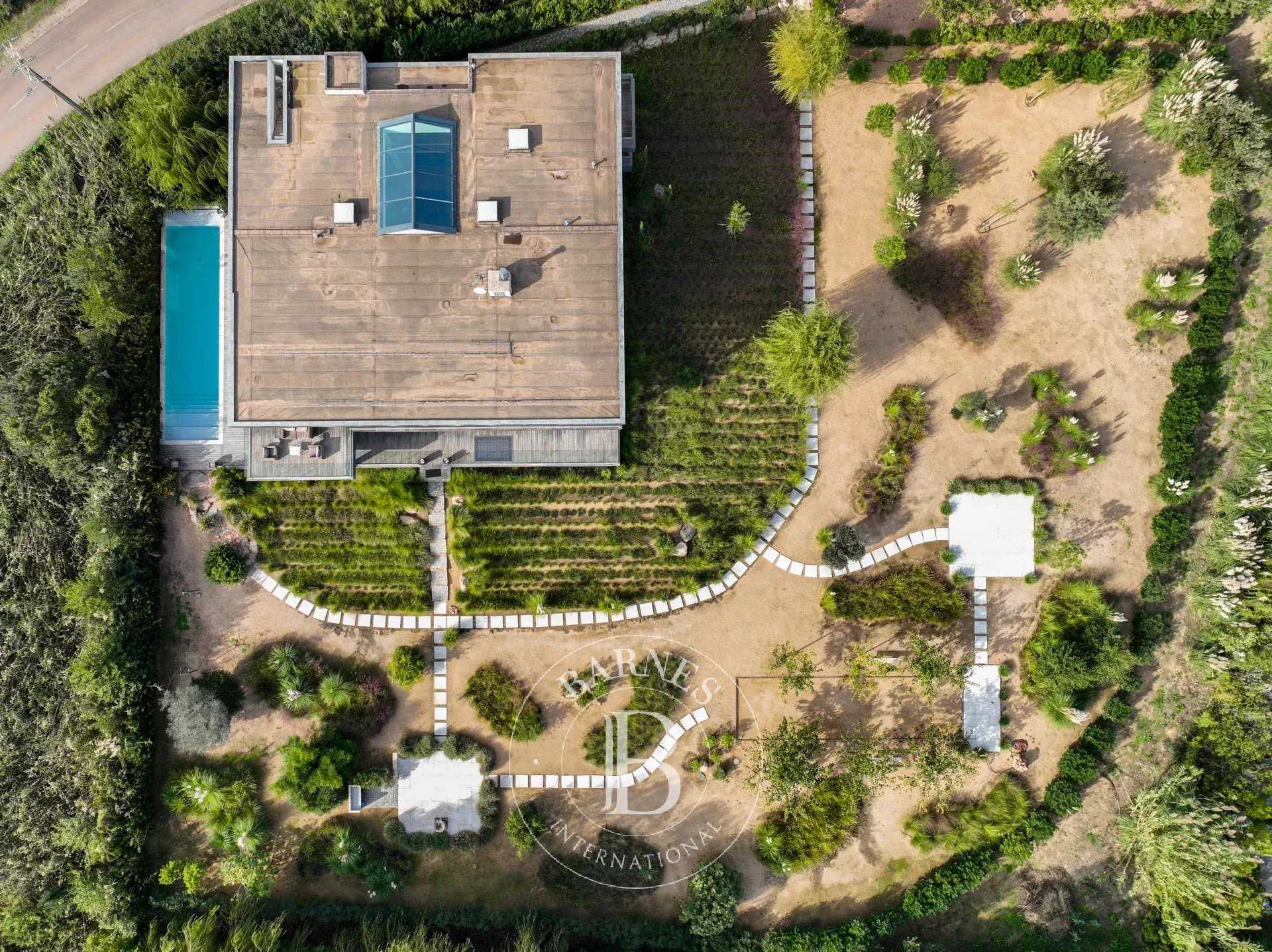 Villa Porto-Vecchio  -  ref 3573048 (picture 3)