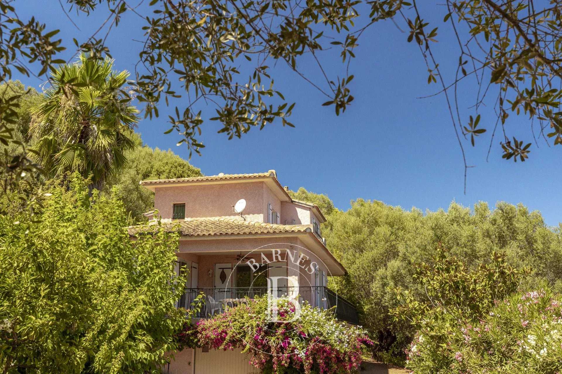 Villa Porto-Vecchio  -  ref 83167289 (picture 1)