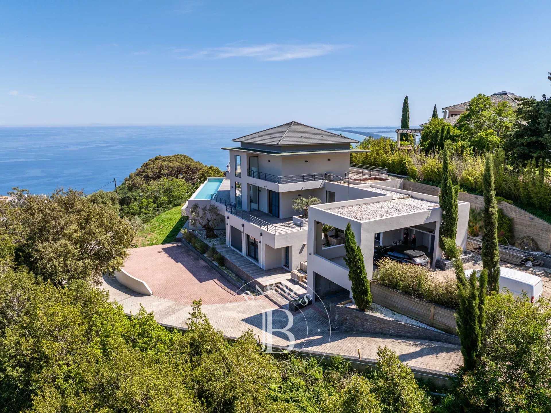 Villa Bastia  -  ref 85793952 (picture 1)