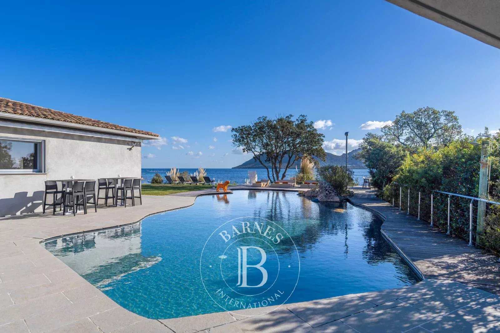 Villa Porto-Vecchio  -  ref 85568957 (picture 3)