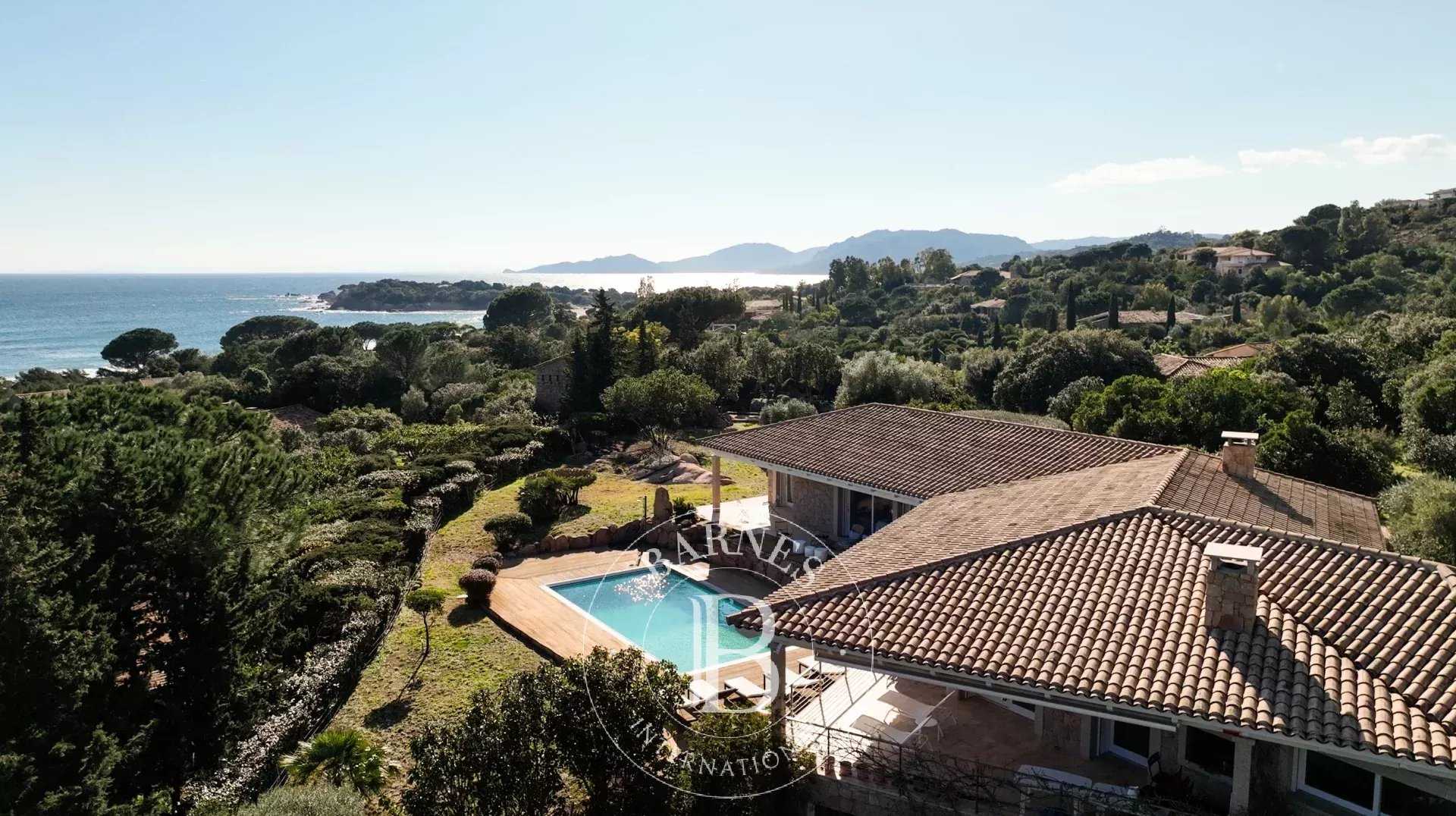 Villa Porto-Vecchio - Ref 8215439