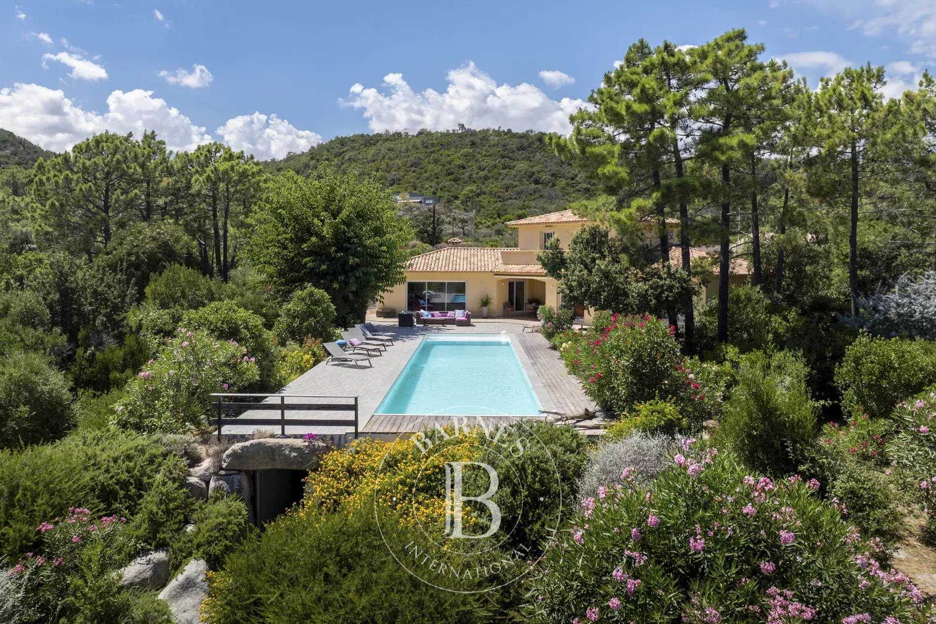 Villa Sari-Solenzara  -  ref 86118508 (picture 2)