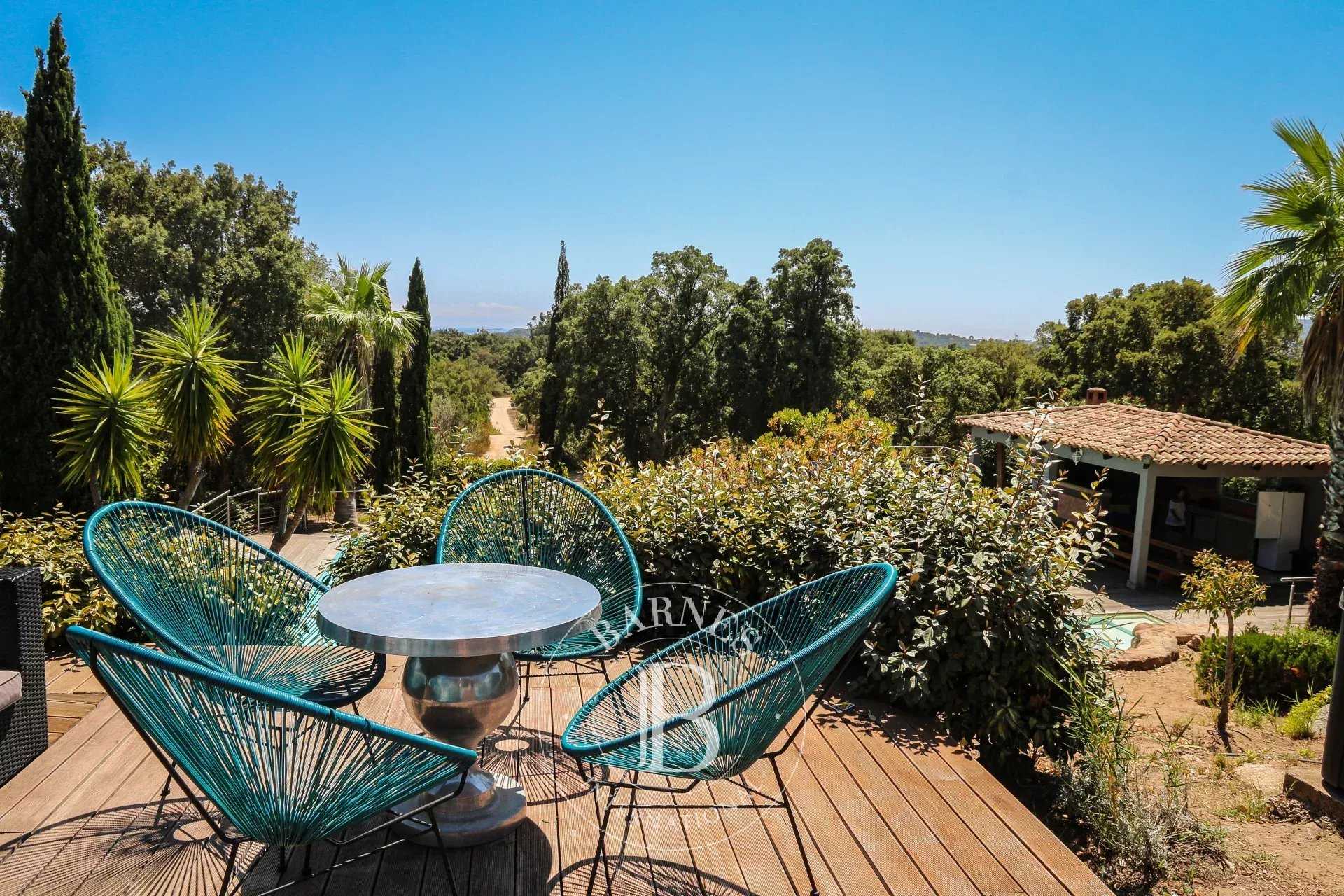 Villa Sainte-Lucie-de-Porto-Vecchio  -  ref 3393392 (picture 2)