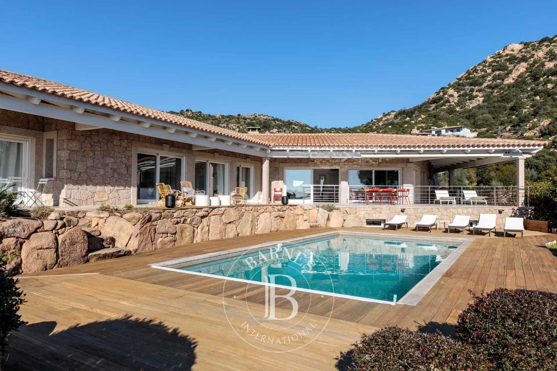 Villa Porto-Vecchio - Ref 8215439
