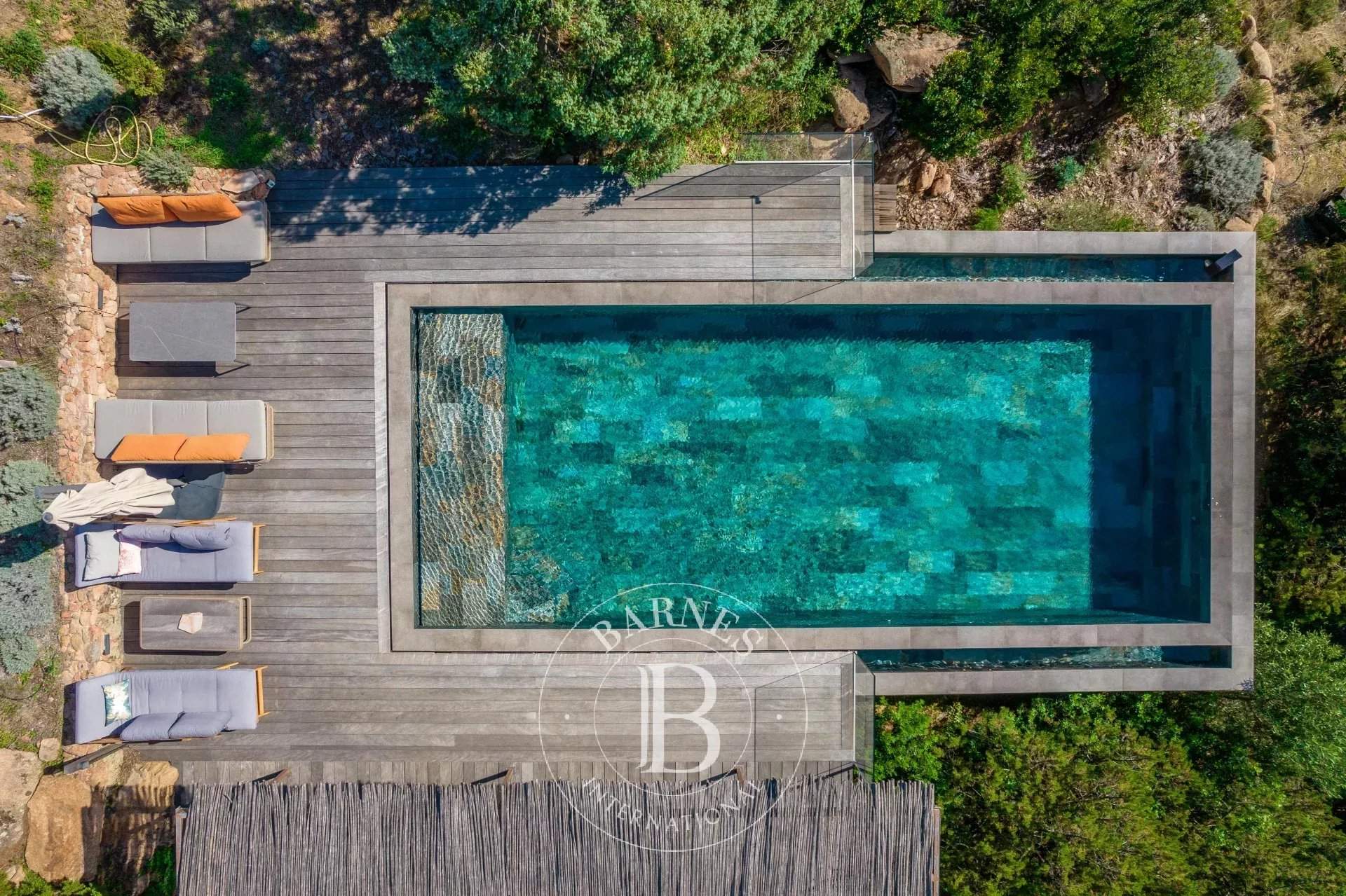 Porto-Vecchio, Palombaggia, 4 Bedroom Villa with Pool, Sea View and Close to the Beach picture 13