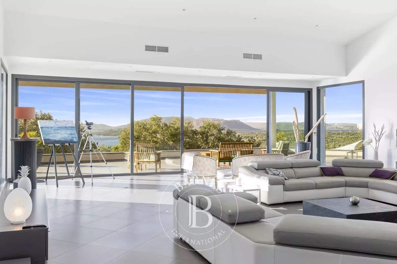 Sainte-Lucie-de-Porto-Vecchio  - Villa 8 Bedrooms - picture 8