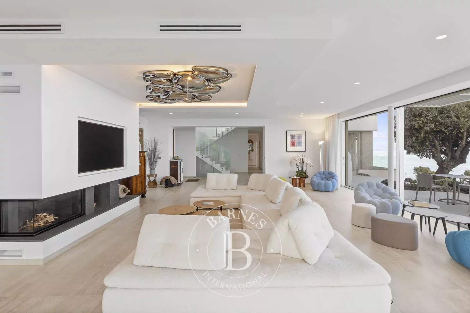 Favone, Villa, Vue mer panoramique, 7 chambres, proche plage, piscine, Cinéma, Salle de sport, Sauna, Hammam, Salle d'arcade, Terrain de pétanque picture 4