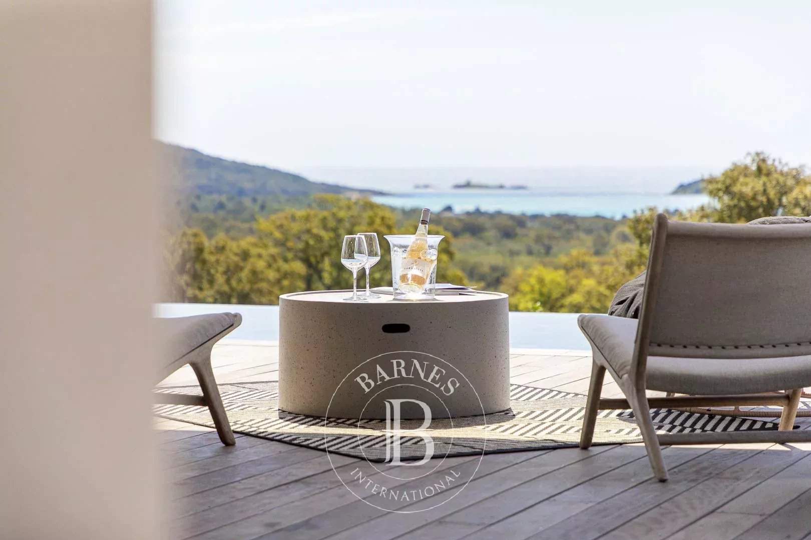 Lecci  - Villa 4 Bedrooms - picture 2