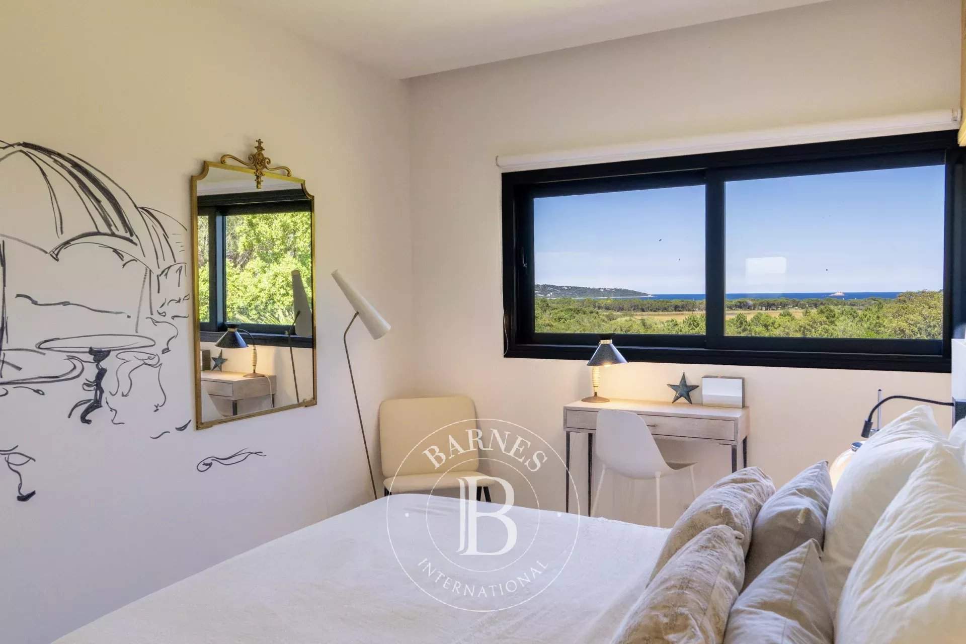 Sainte-Lucie-de-Porto-Vecchio  - Villa 6 Pi&egrave;ces 5 Chambres - picture 12