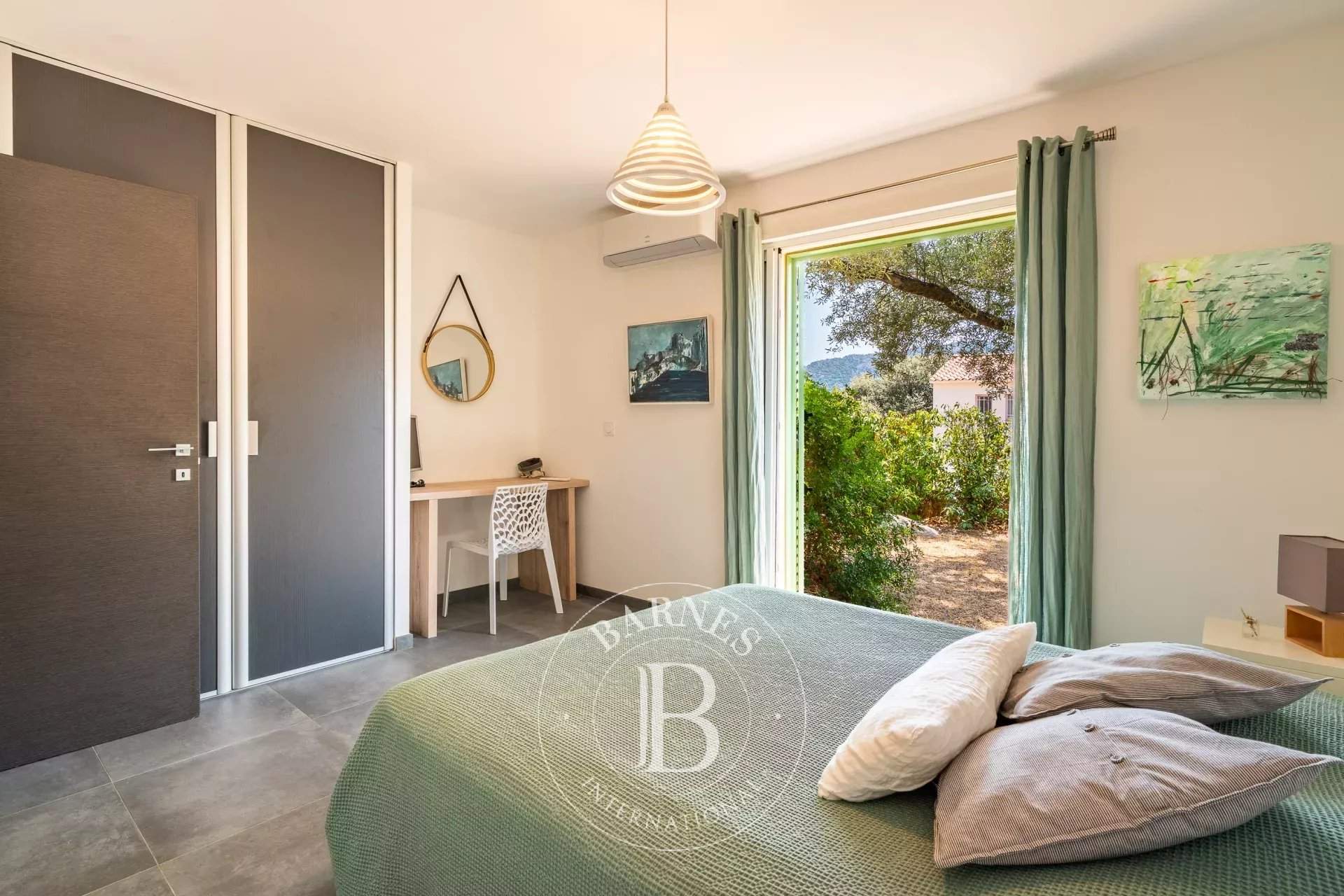 L'Île-Rousse  - Villa 5 Pi&egrave;ces 4 Chambres - picture 12