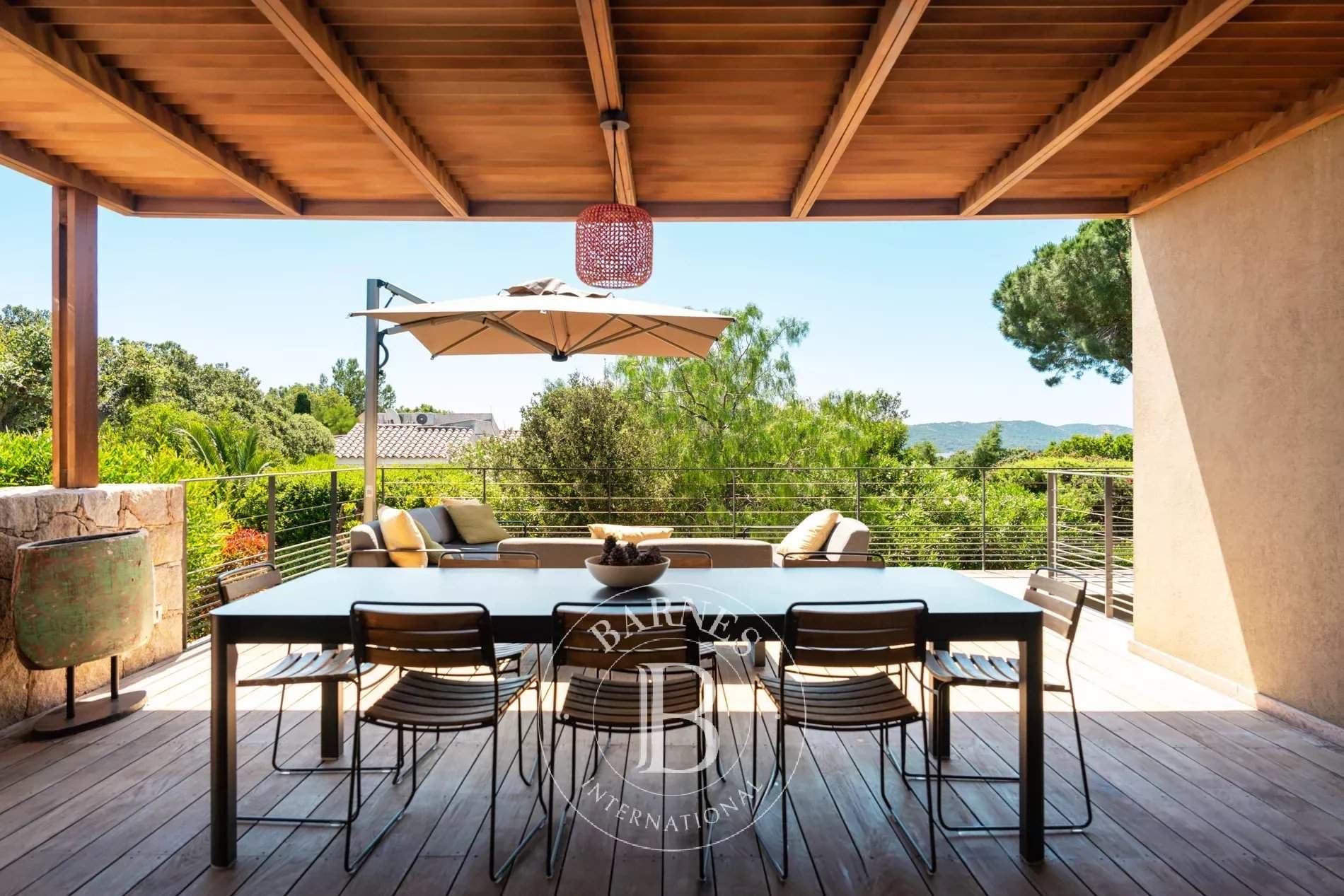 Porto-Vecchio, Domaine de Cala Rossa, villa 4 bedrooms, swimming pool and beach at walking distance, picture 10