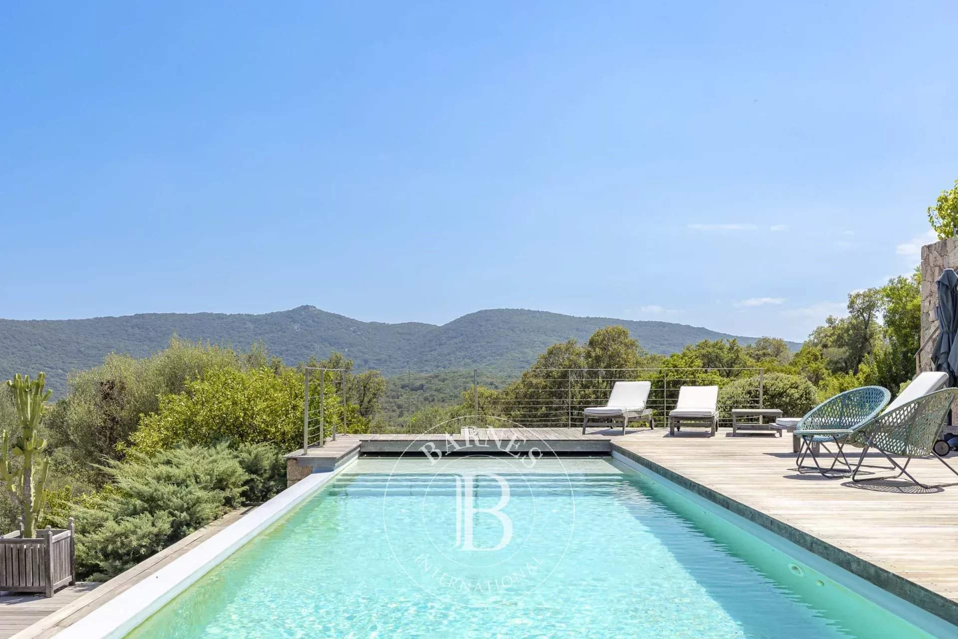 Sainte-Lucie-de-Porto-Vecchio  - Villa 5 Bedrooms - picture 13