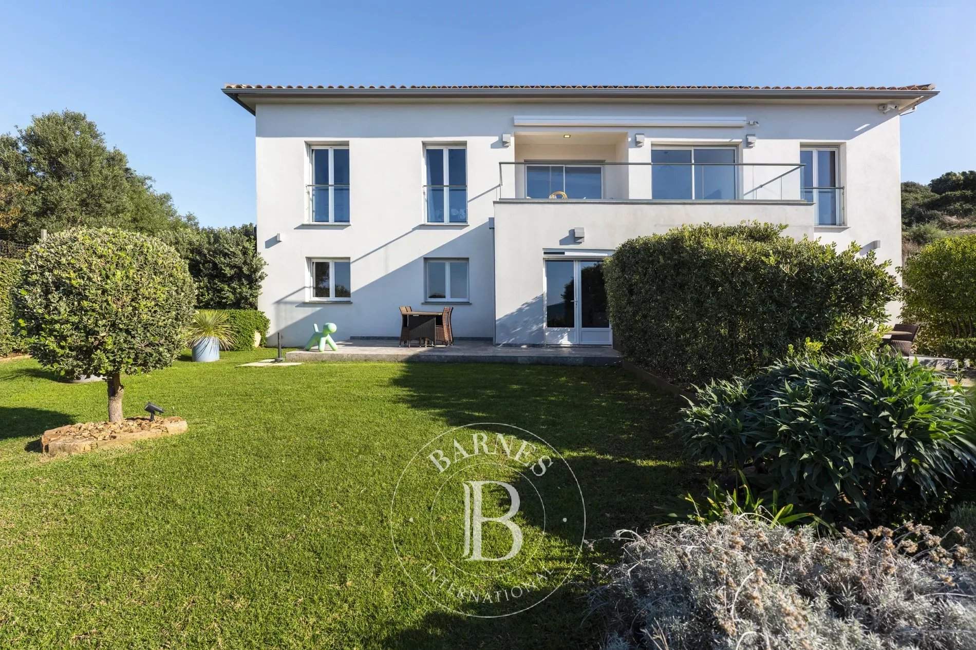 Villanova  - Villa 9 Cuartos 5 Habitaciones - picture 2