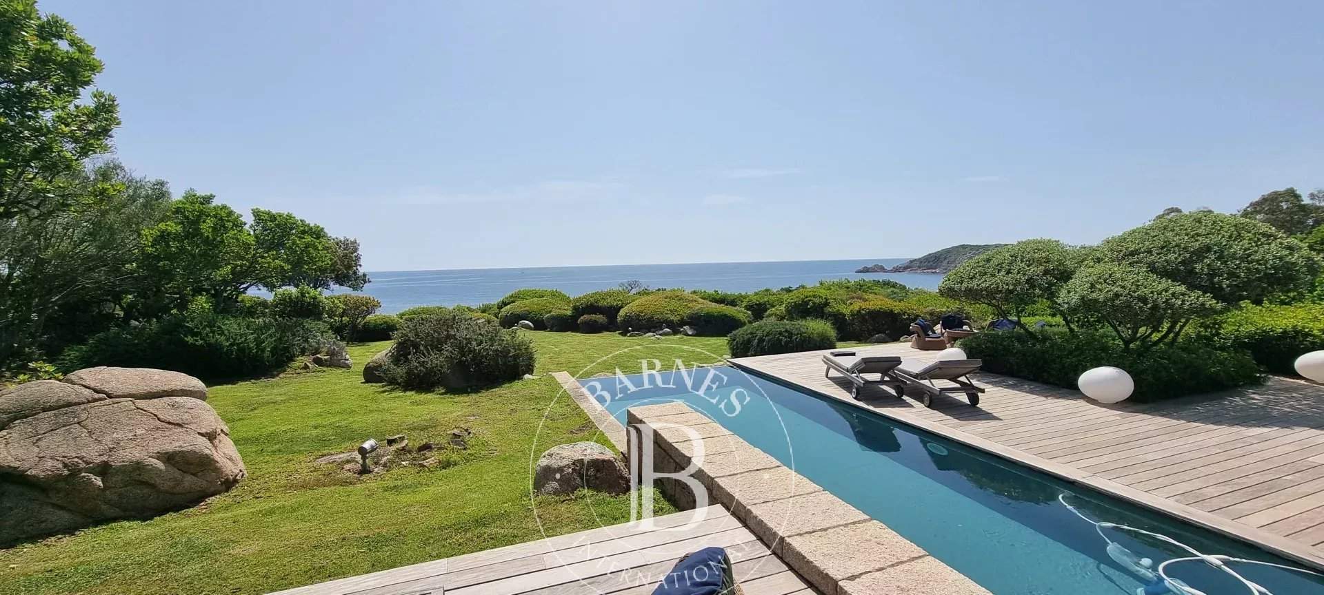 Sainte-Lucie-de-Porto-Vecchio  - Villa 7 Bedrooms - picture 1